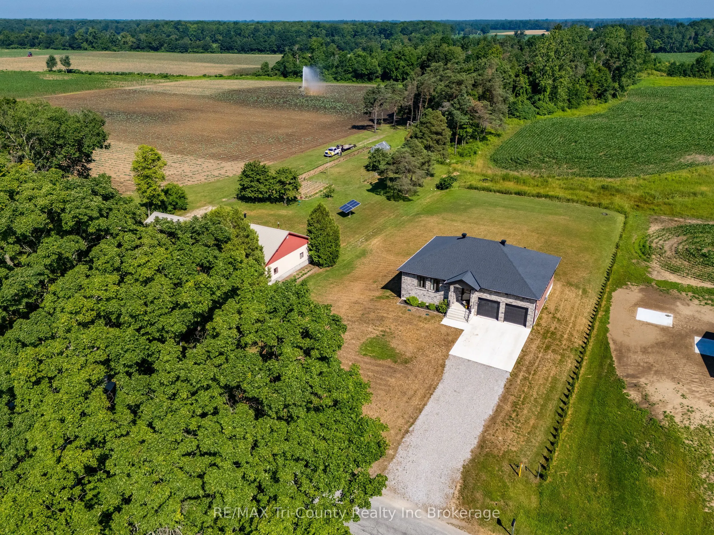 377 10th Concession Road