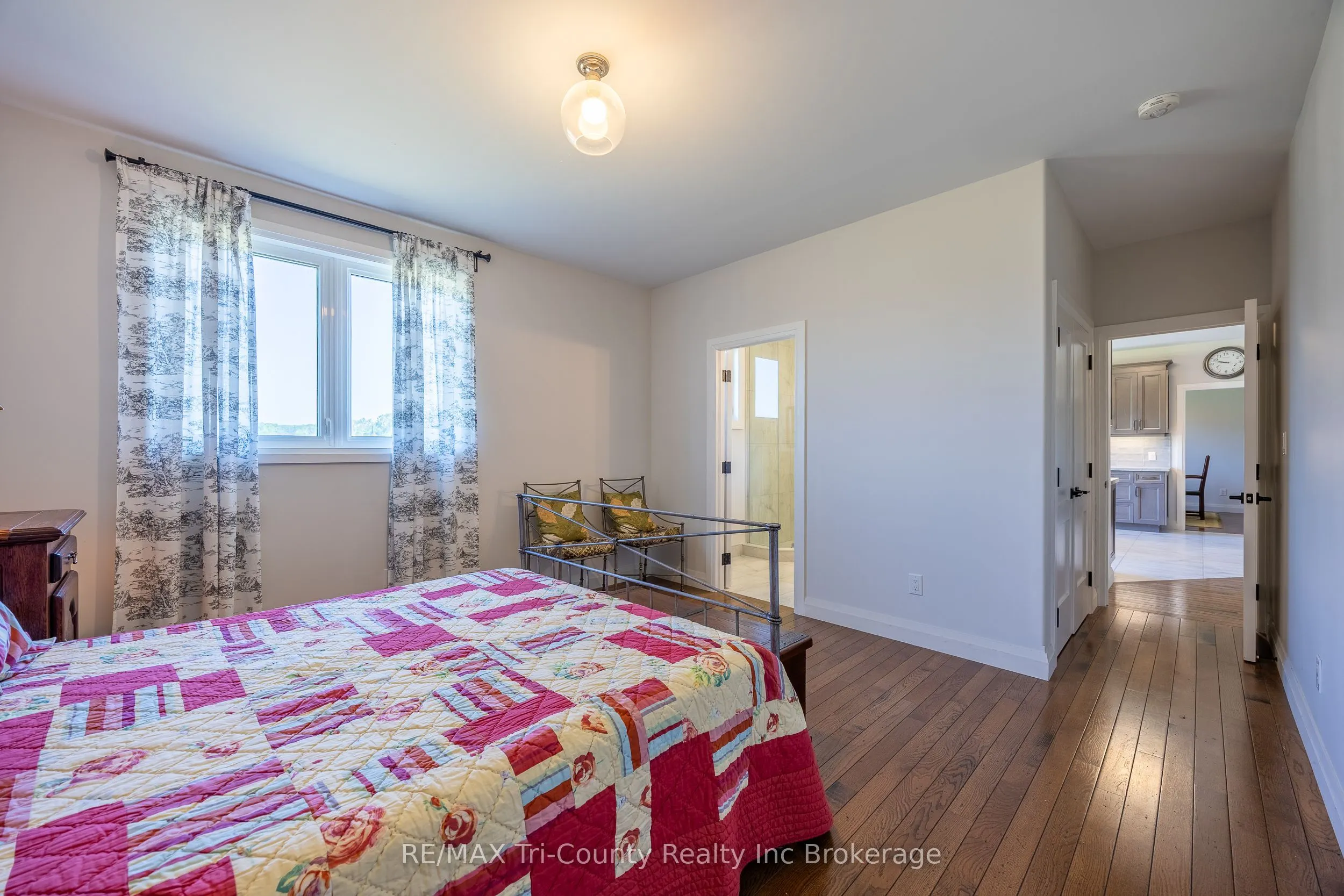 377 10th Concession Road
