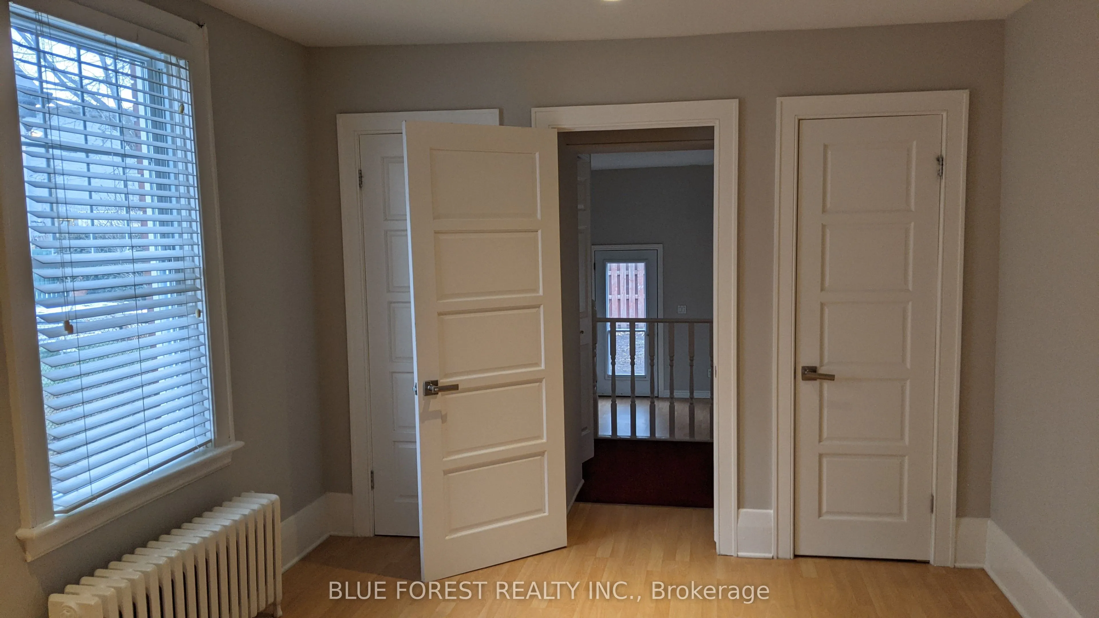 35 Cliftonvale Avenue, #MAIN FLOOR