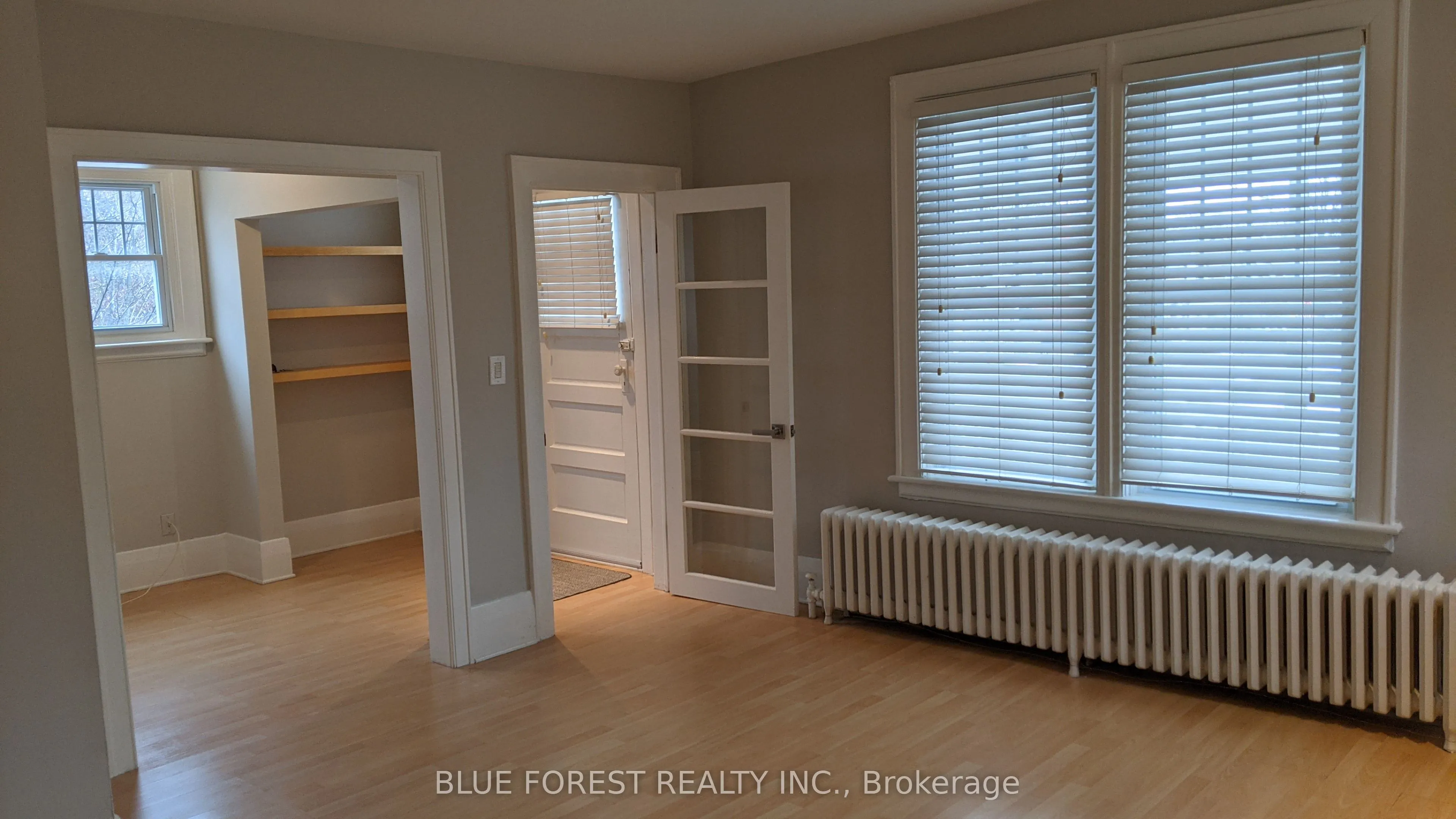 35 Cliftonvale Avenue, #MAIN FLOOR