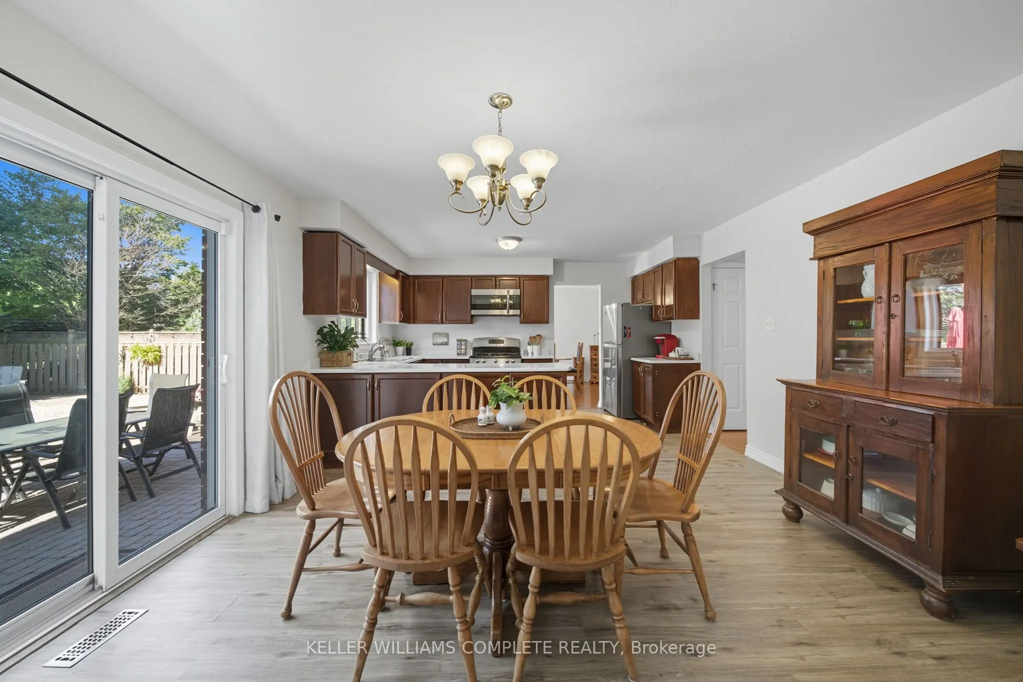 142 Meadowbrook Drive