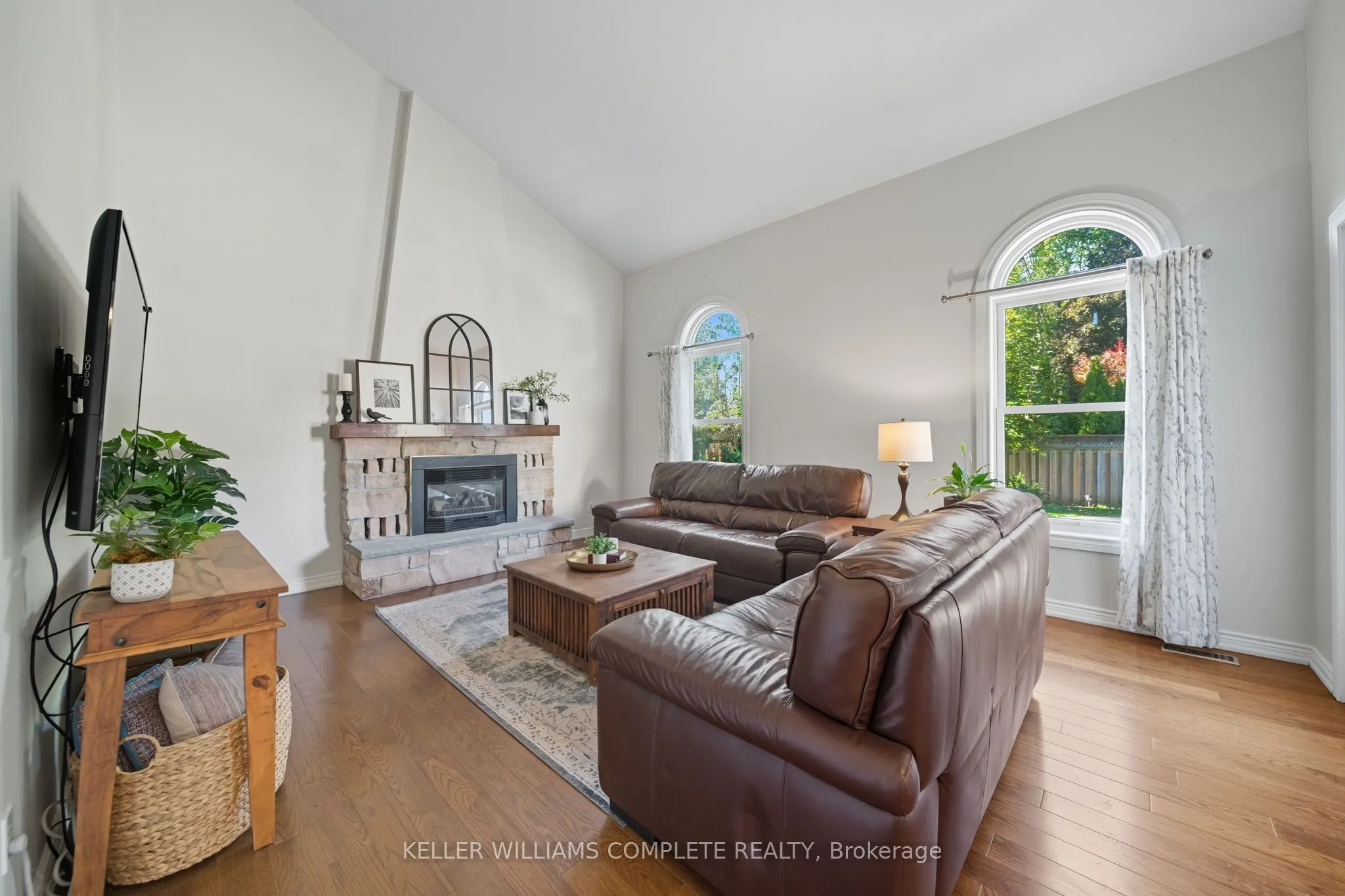 142 Meadowbrook Drive