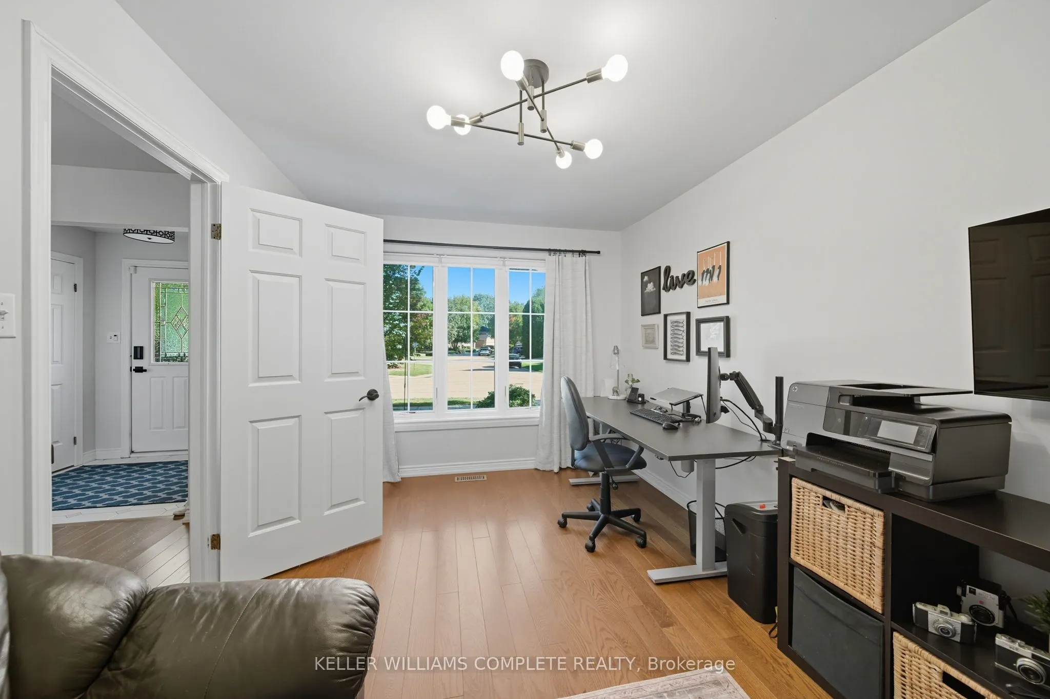 142 Meadowbrook Drive