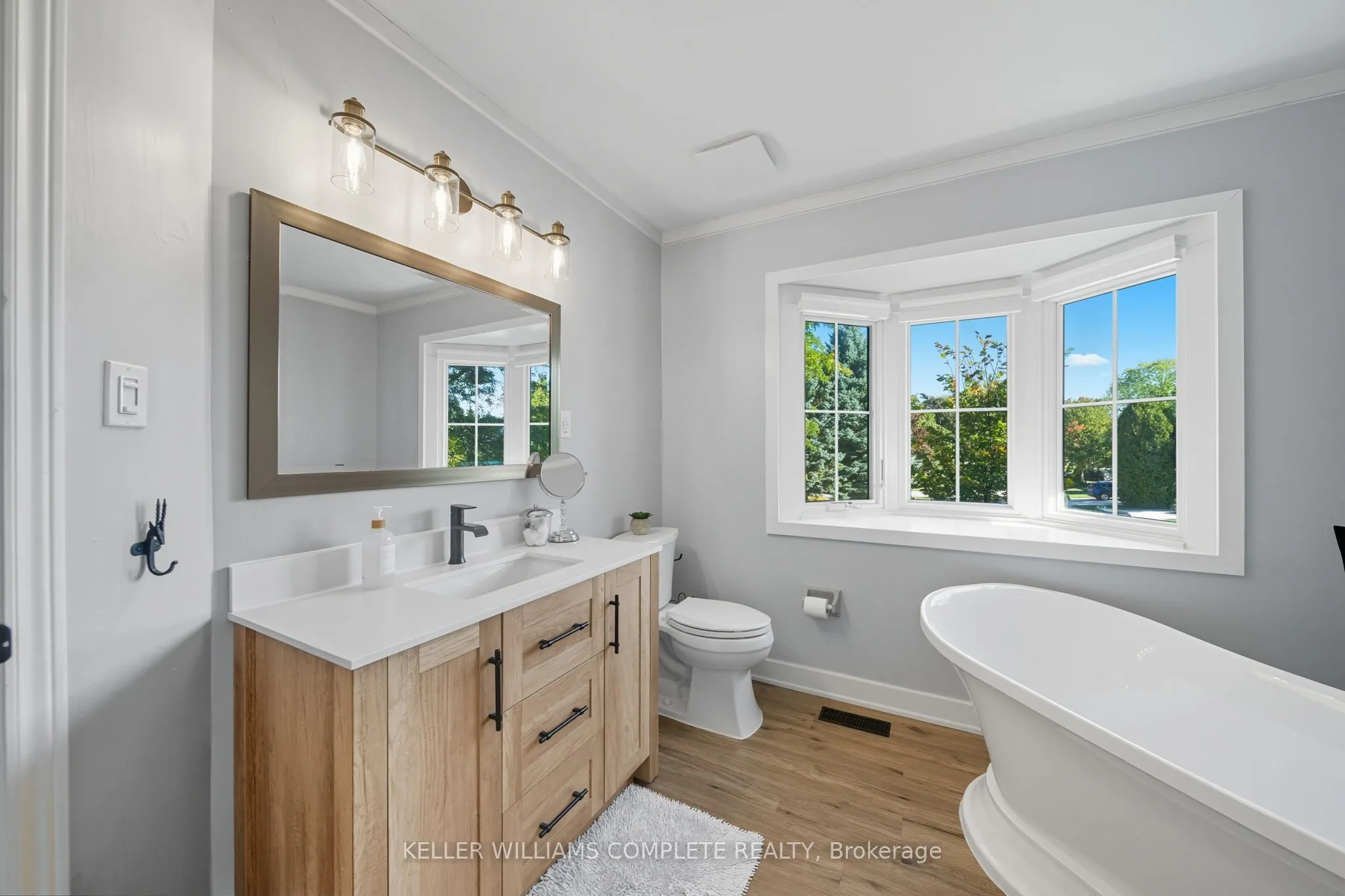 142 Meadowbrook Drive