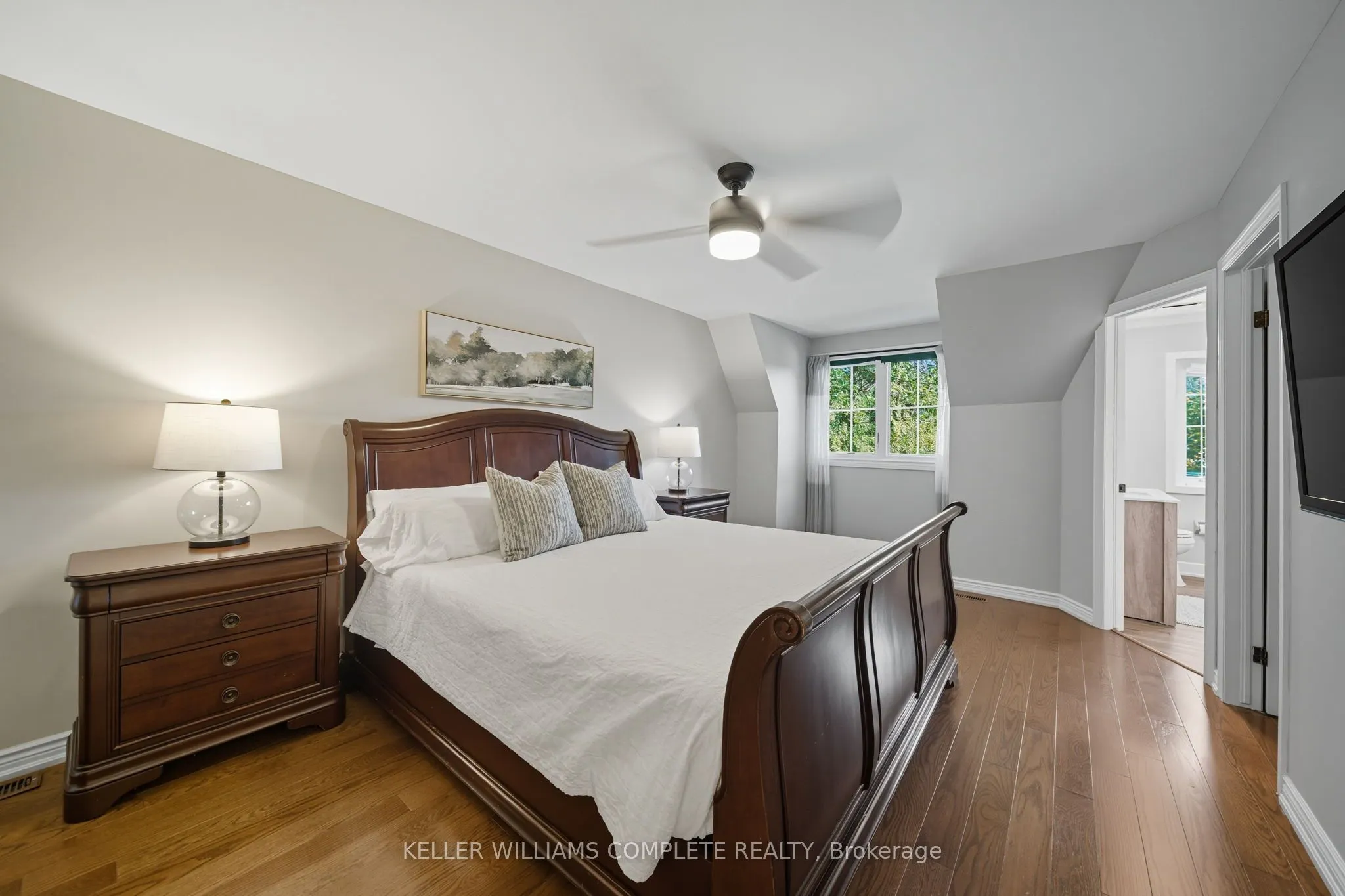 142 Meadowbrook Drive
