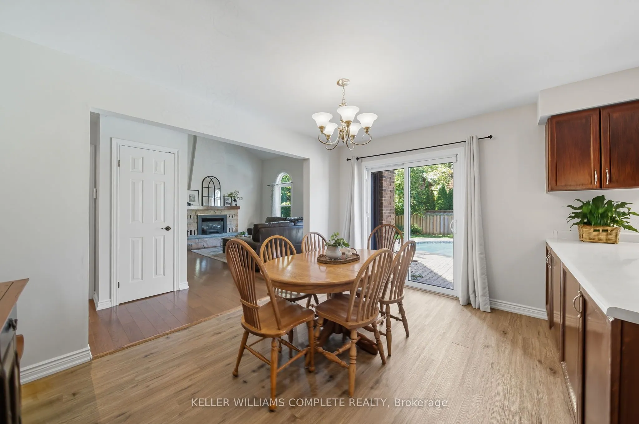 142 Meadowbrook Drive