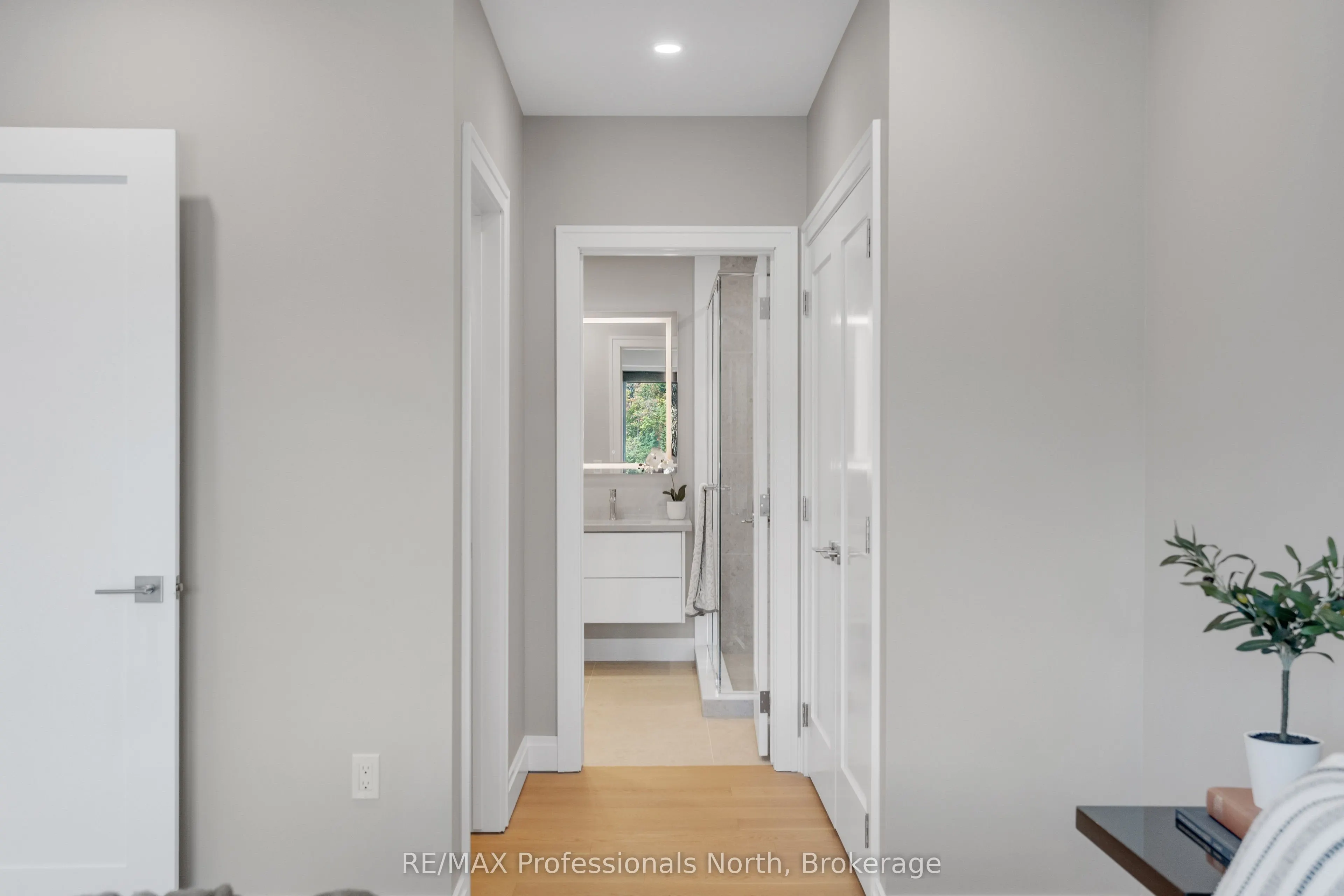 32 Brunel Road, #203