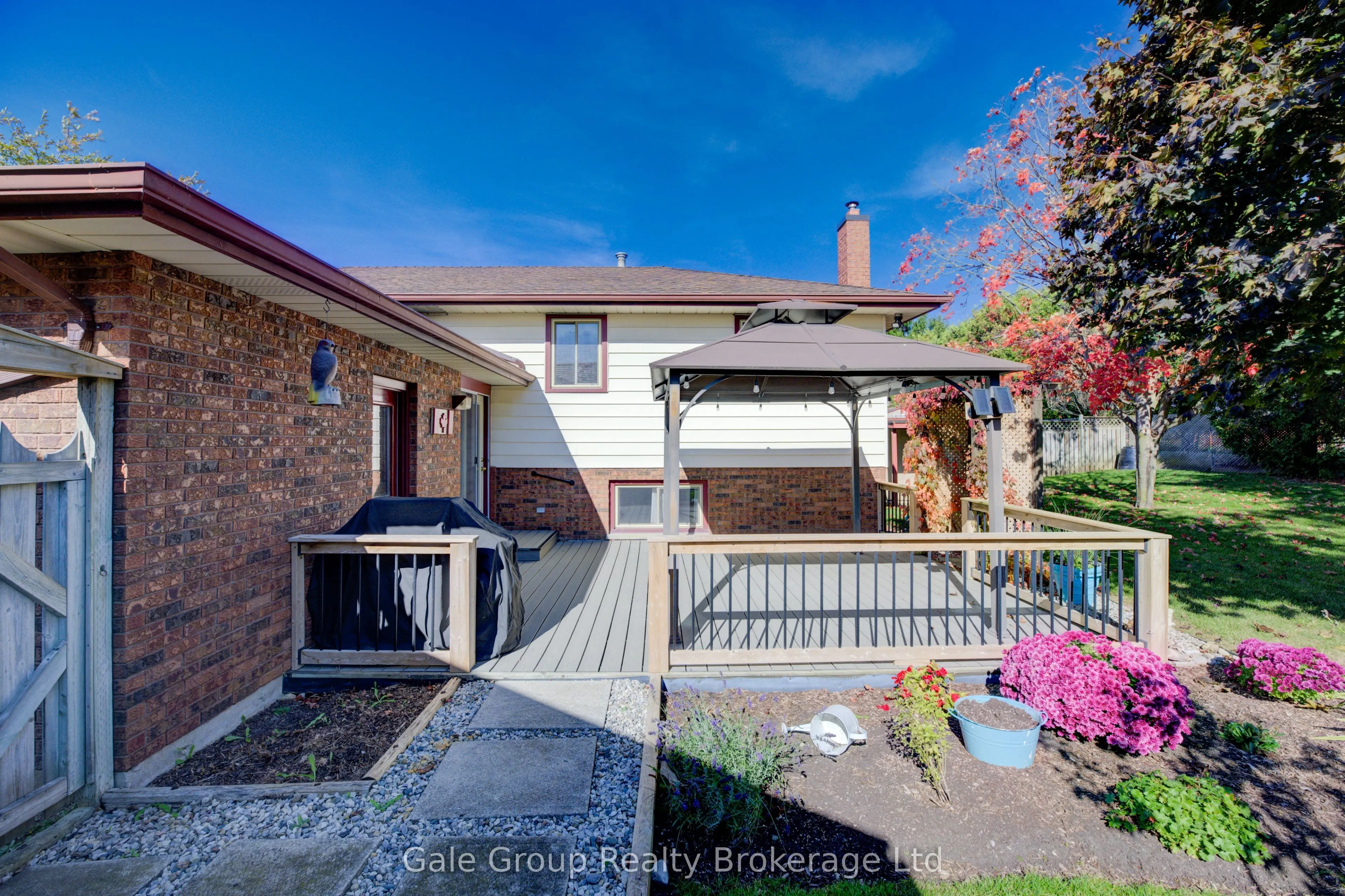 456 Ojibway Street