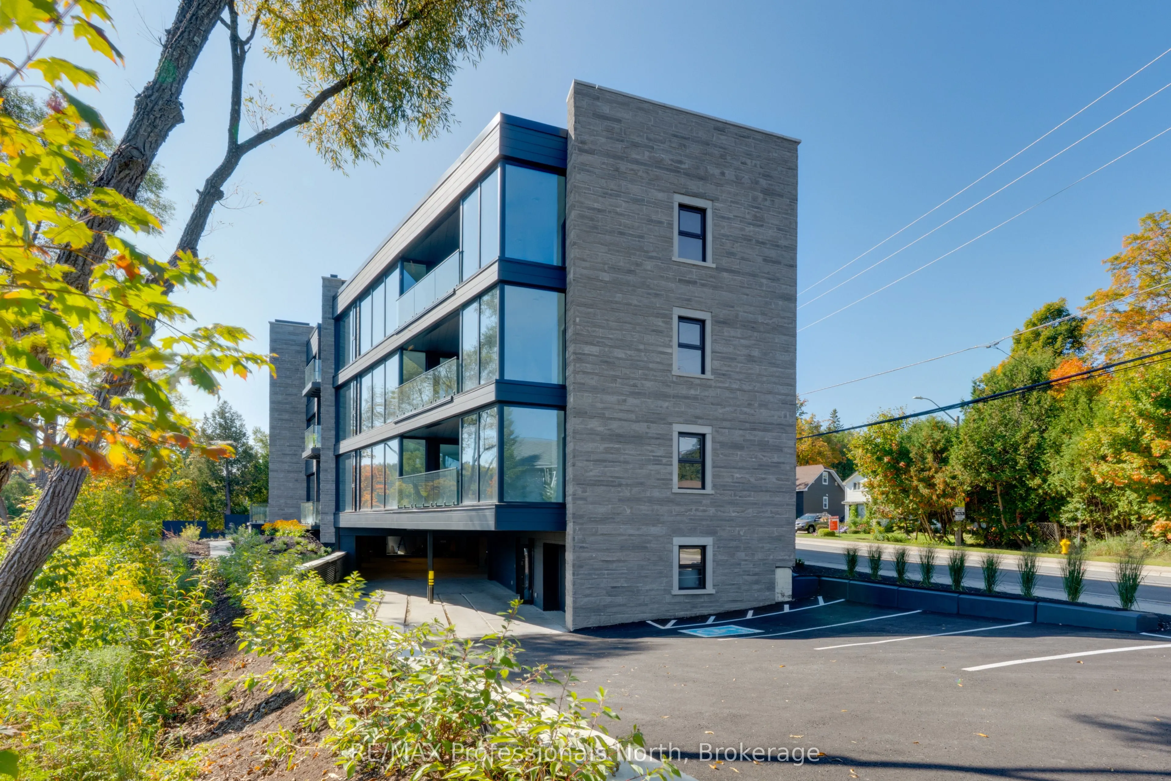 32 Brunel Road, #204