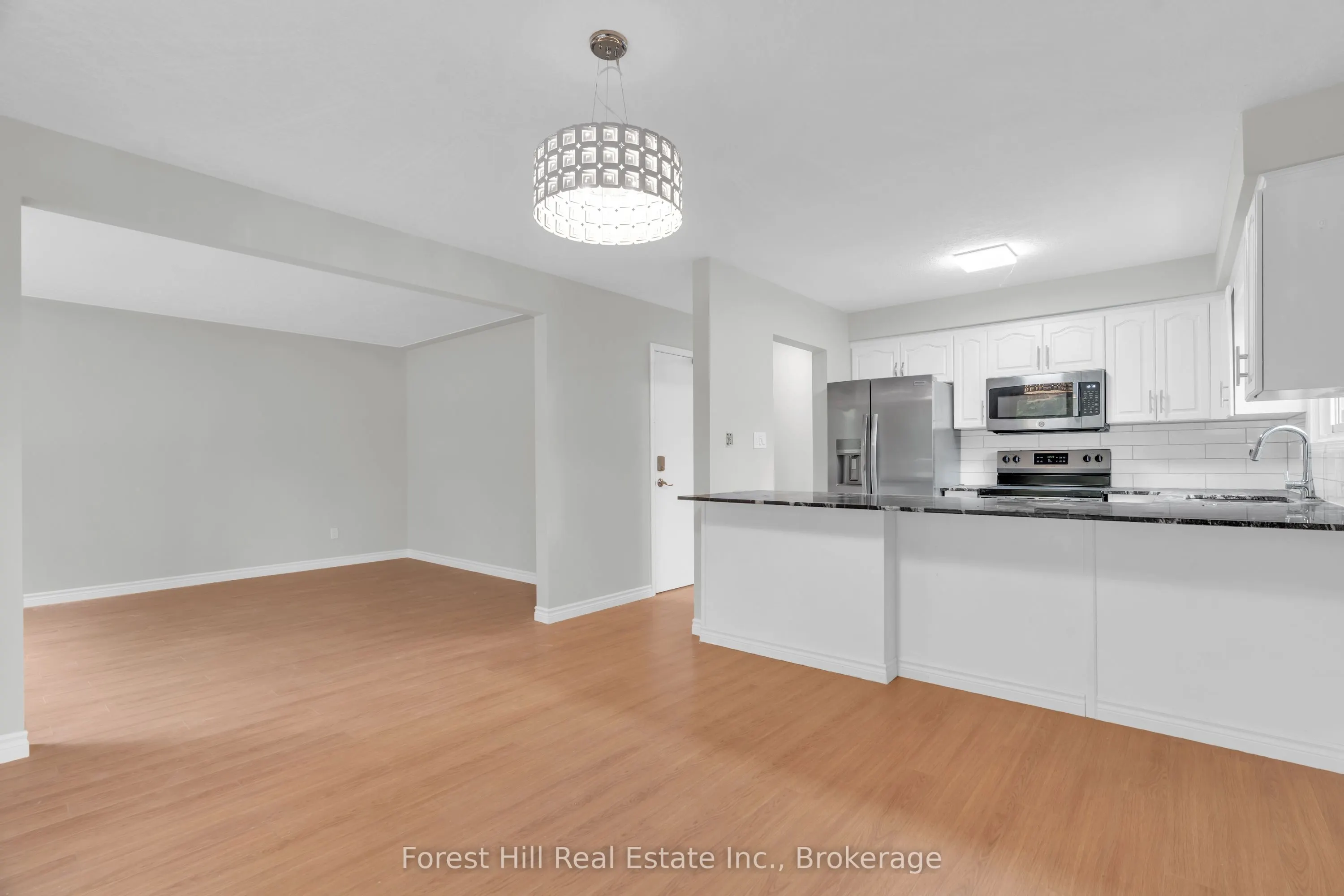 35 Shaftsbury Drive