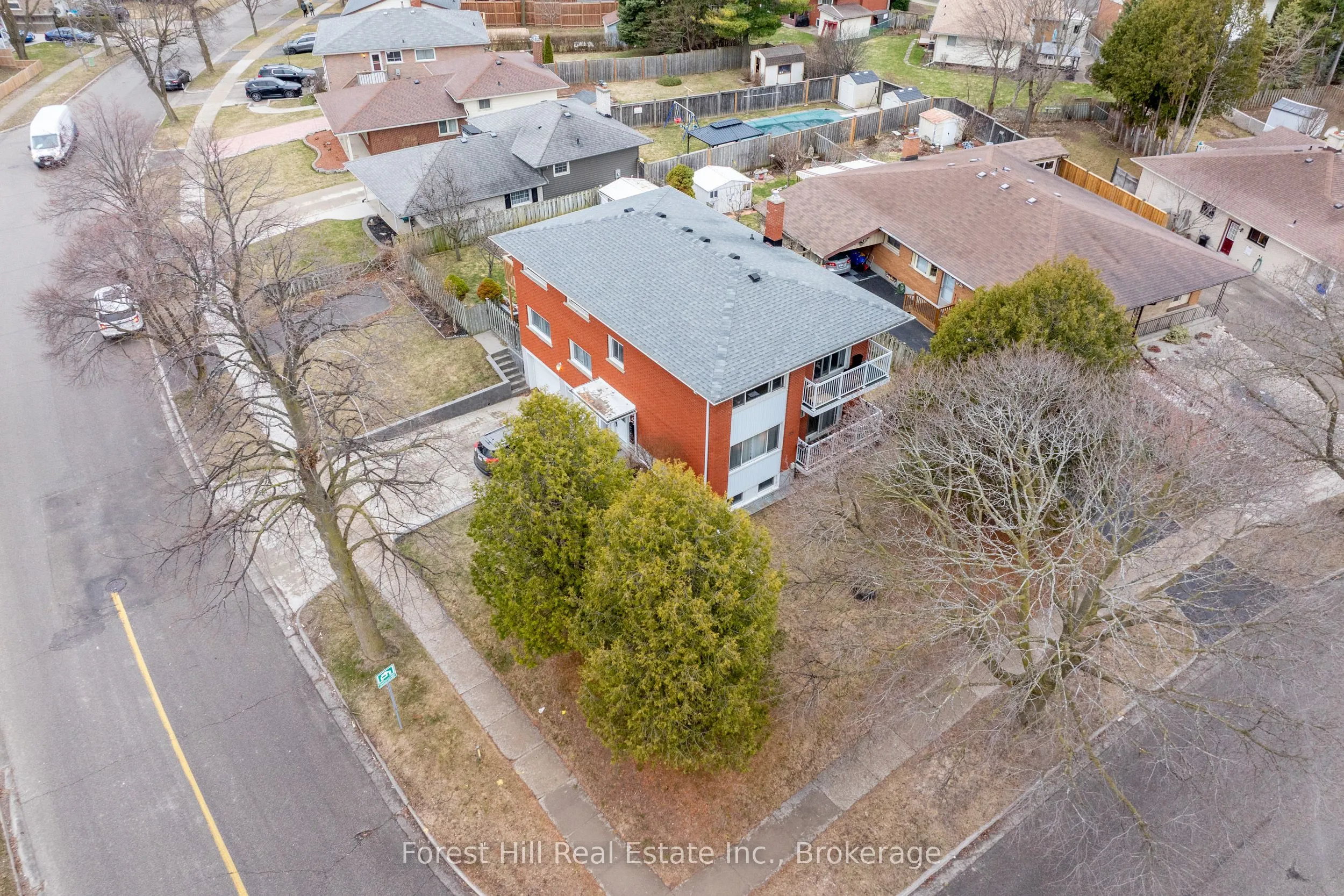 35 Shaftsbury Drive