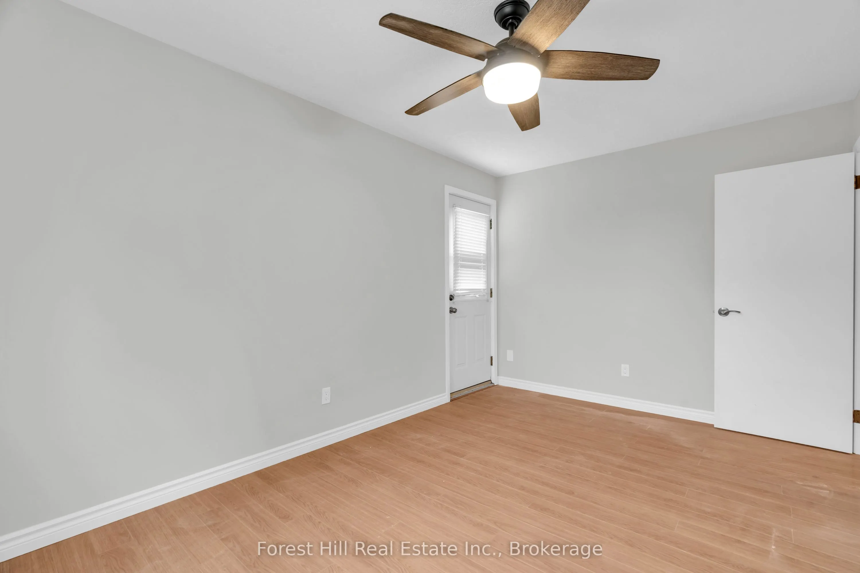 35 Shaftsbury Drive