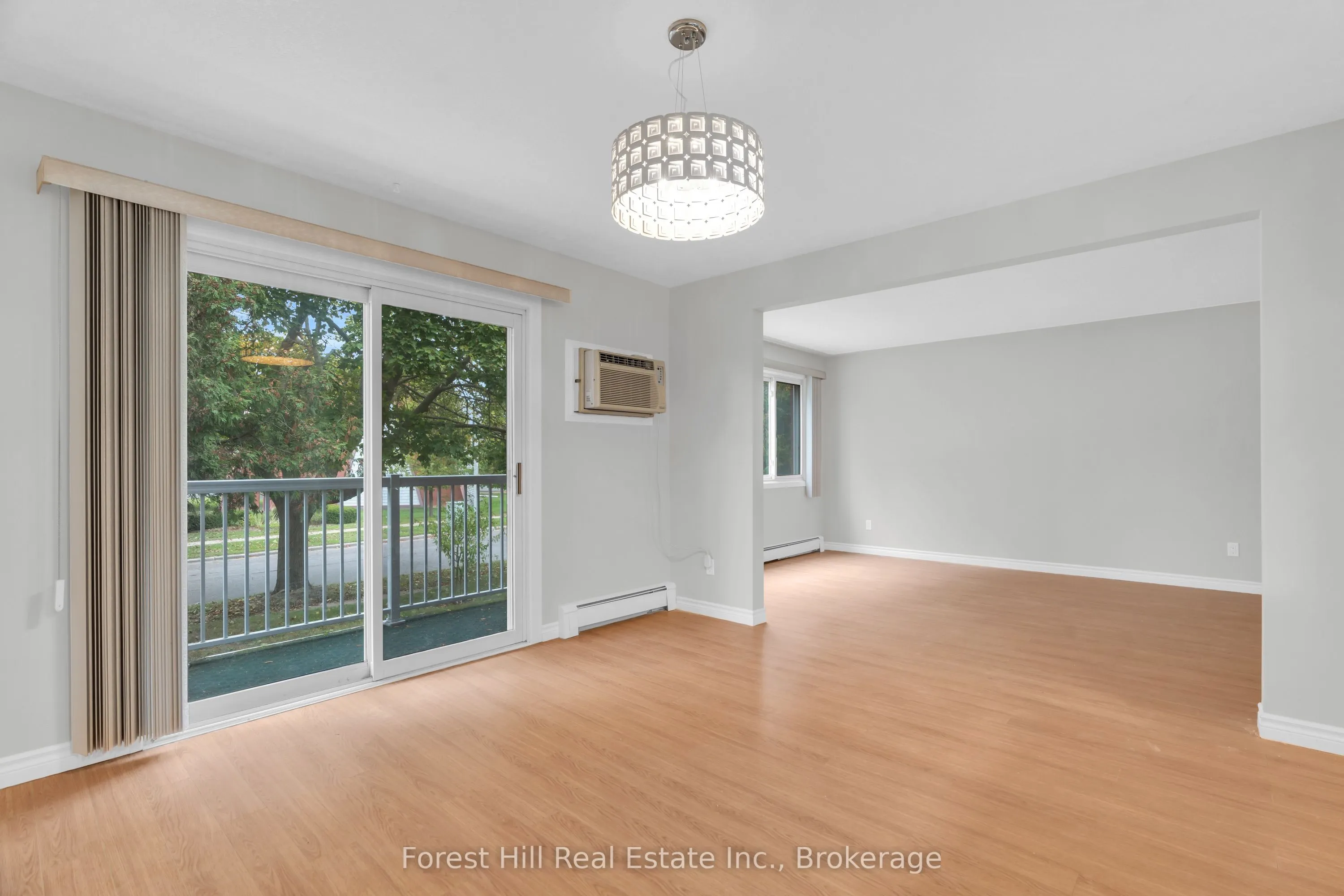 35 Shaftsbury Drive