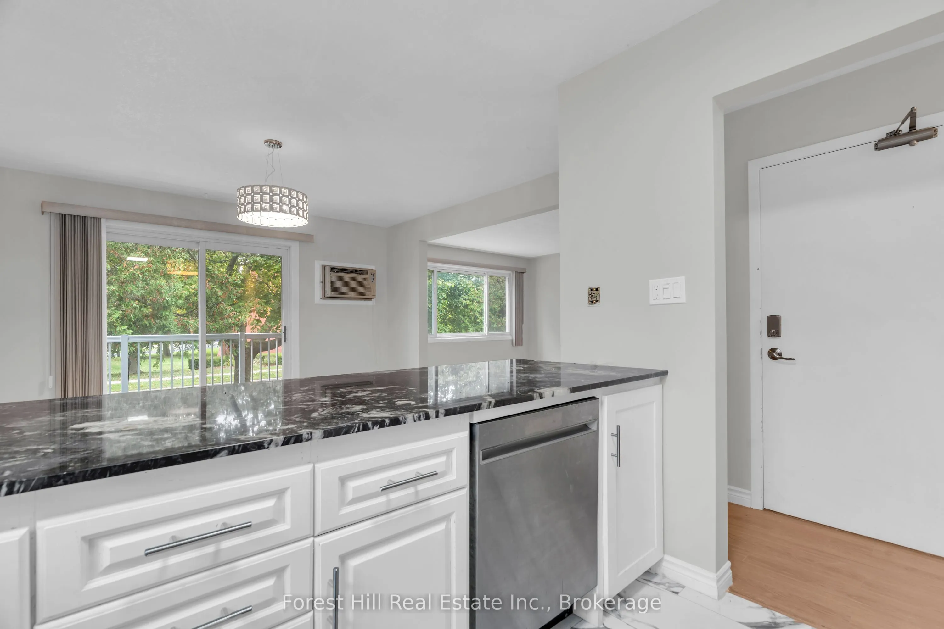 35 Shaftsbury Drive