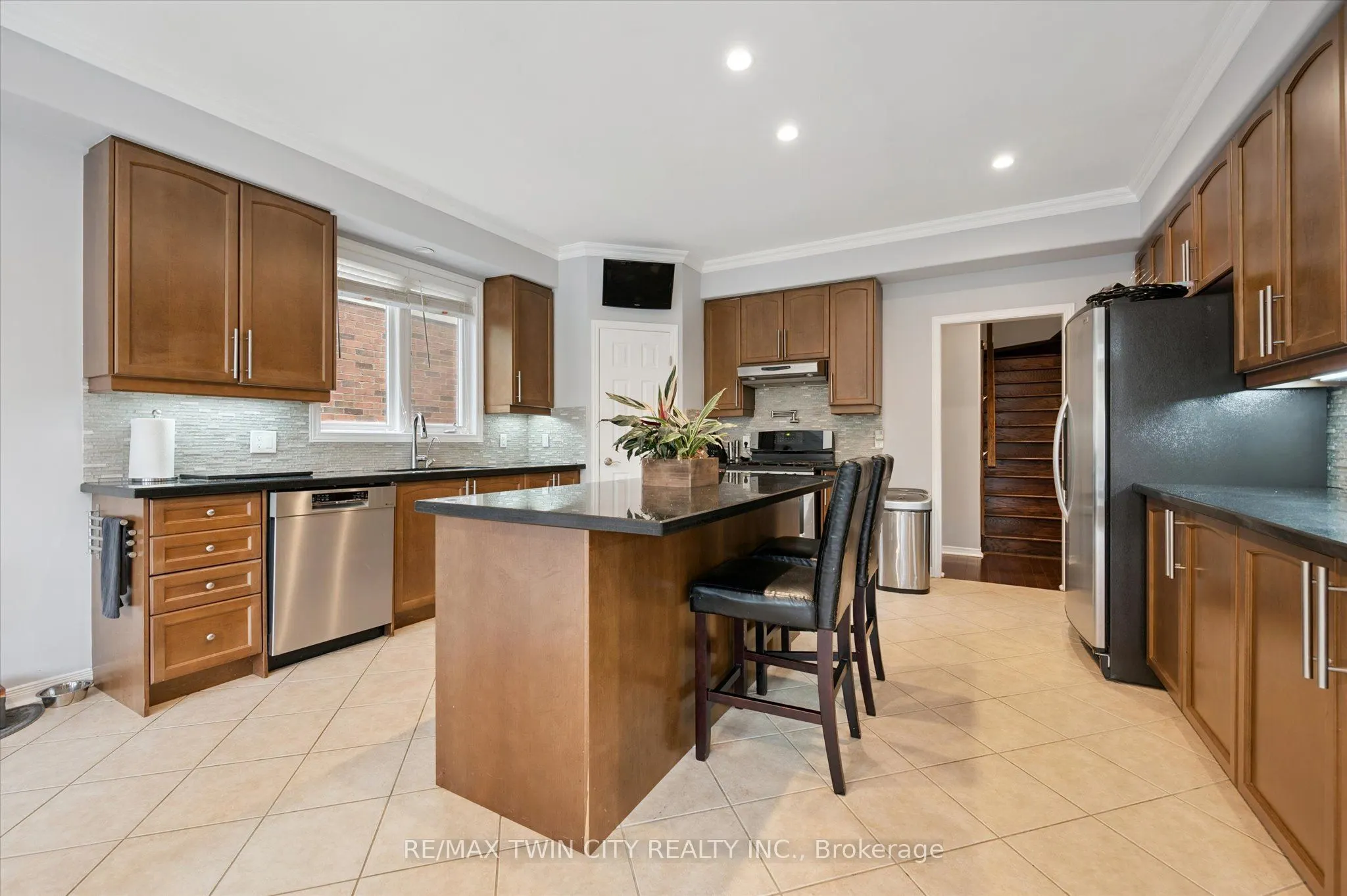 305 Pine Valley Drive