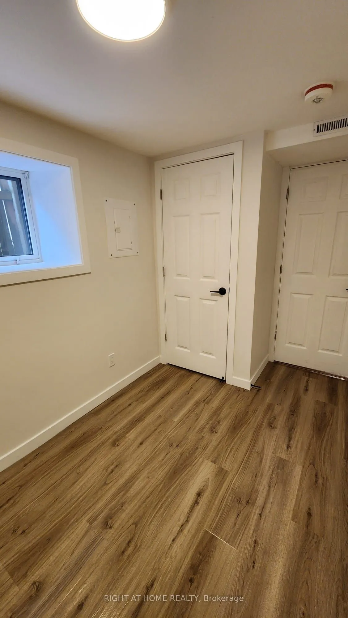 30 Stirton Street, #4