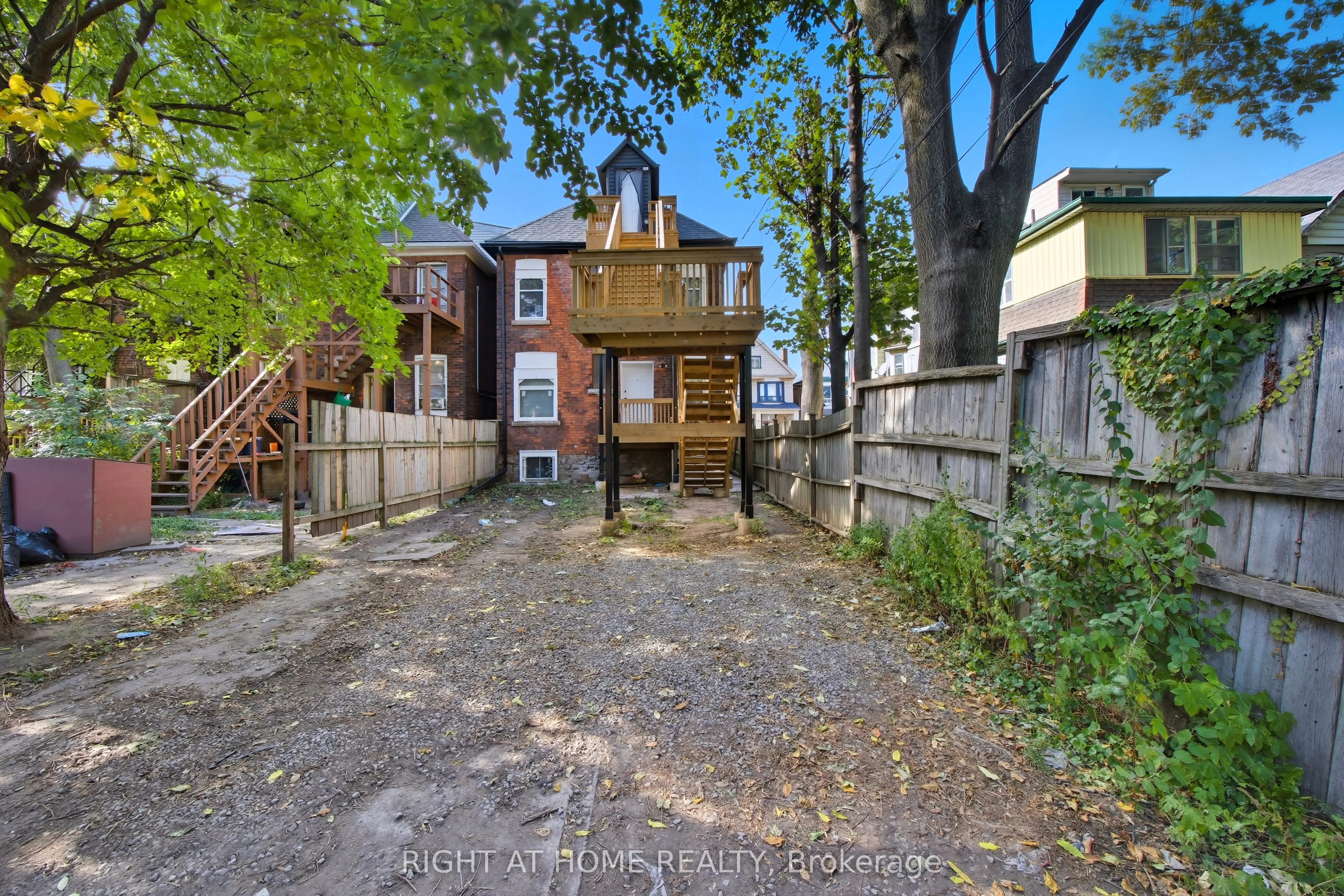 30 Stirton Street, #4