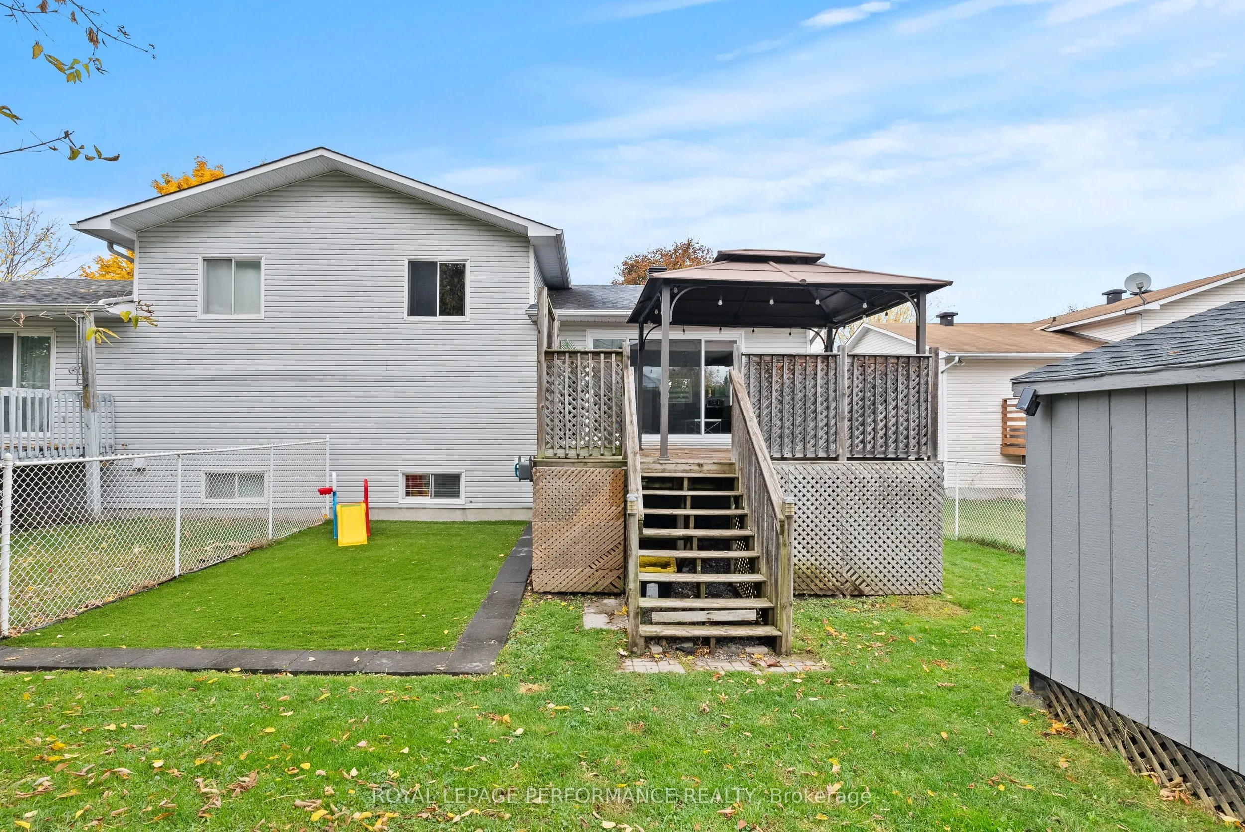 699 Payer Street