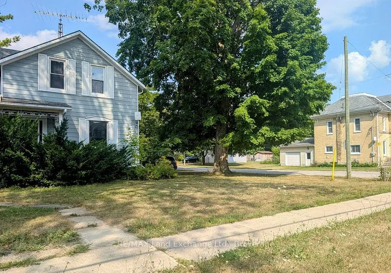 431 Coombs Street