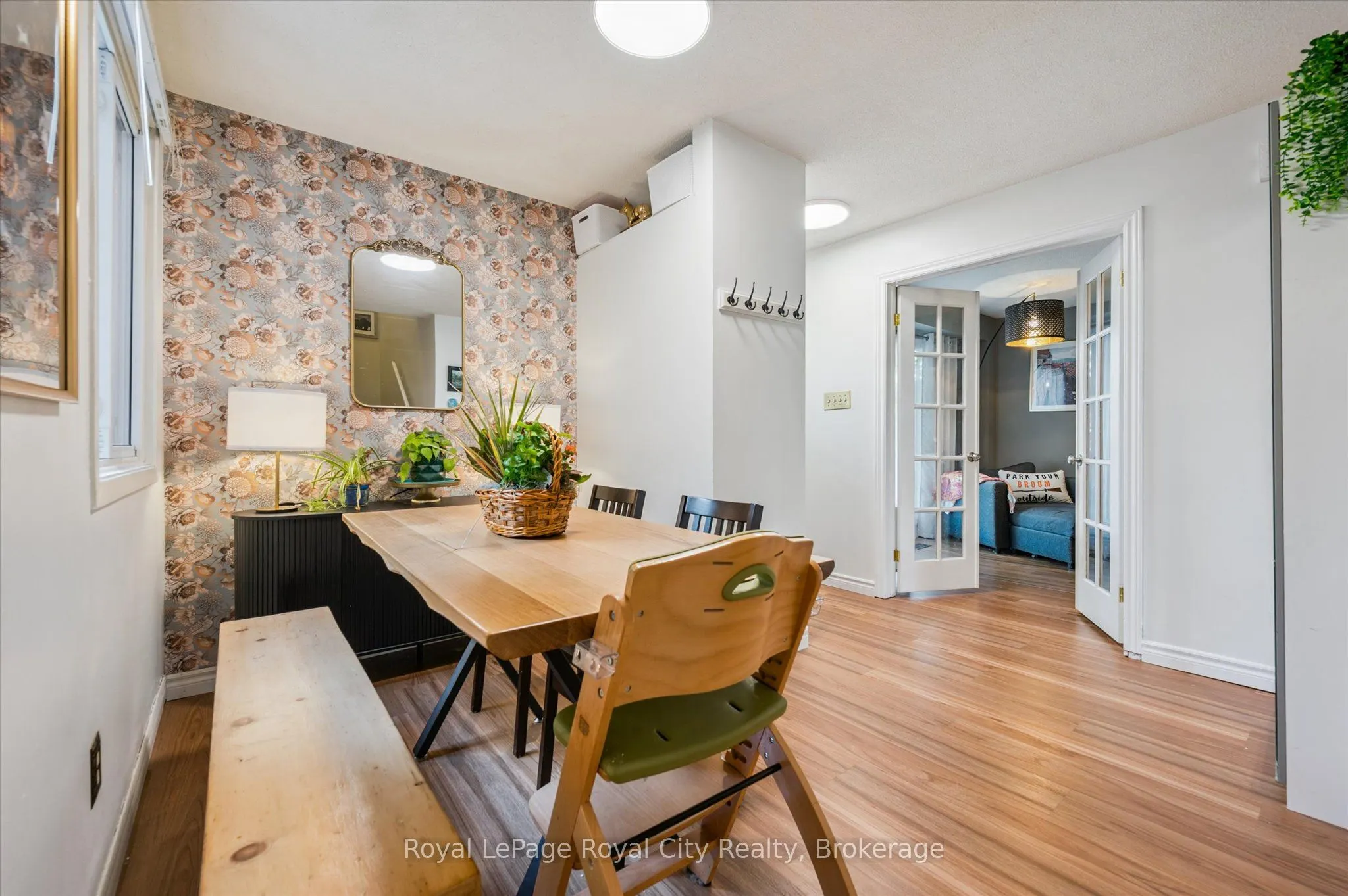 406 Scottsdale Drive, #20