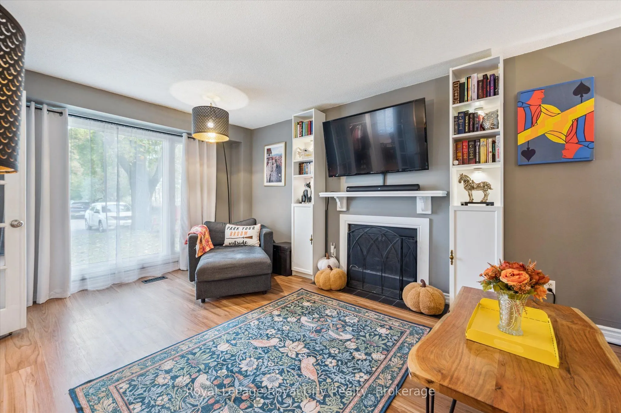 406 Scottsdale Drive, #20