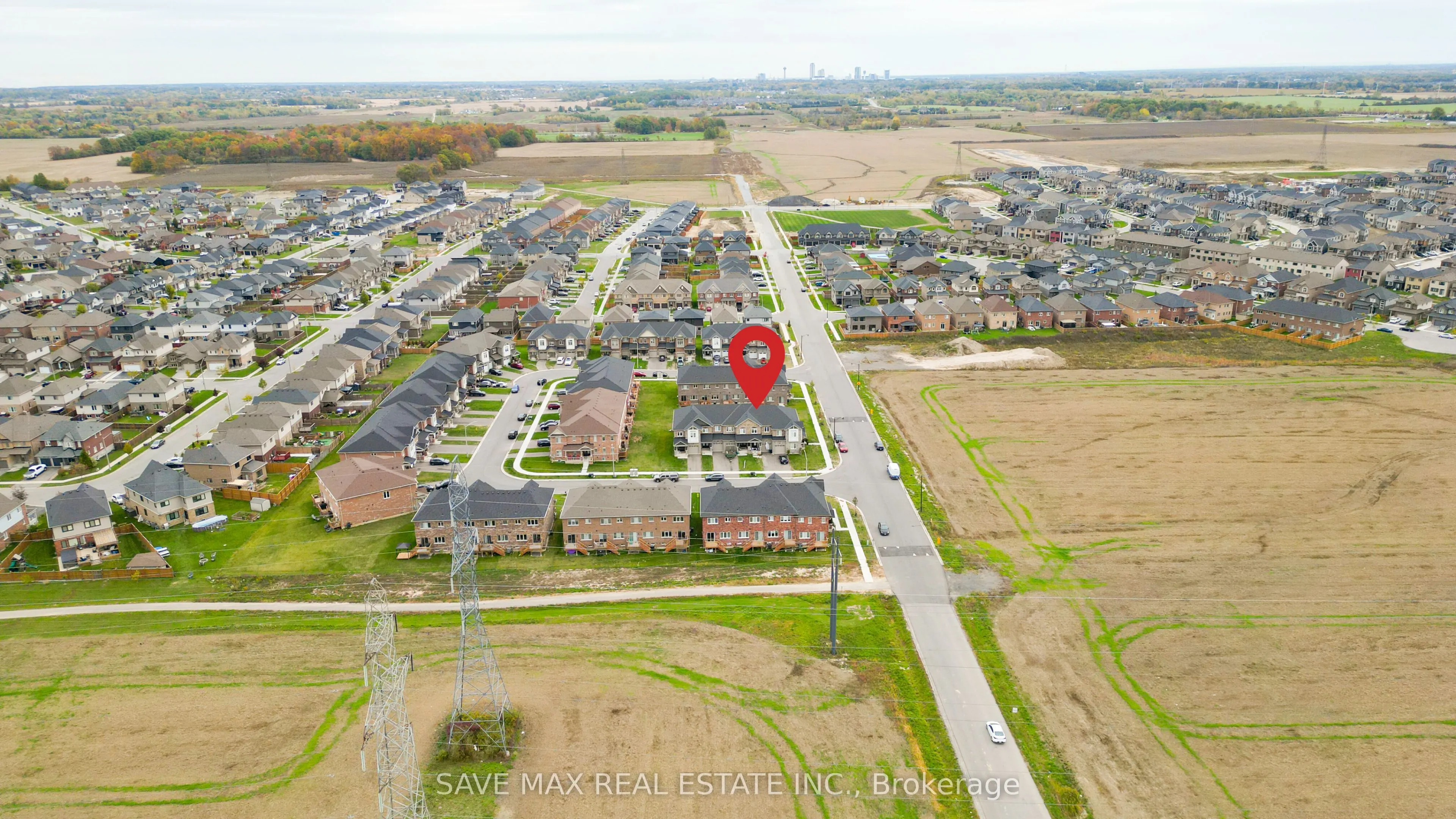 136 Sapphire Way W