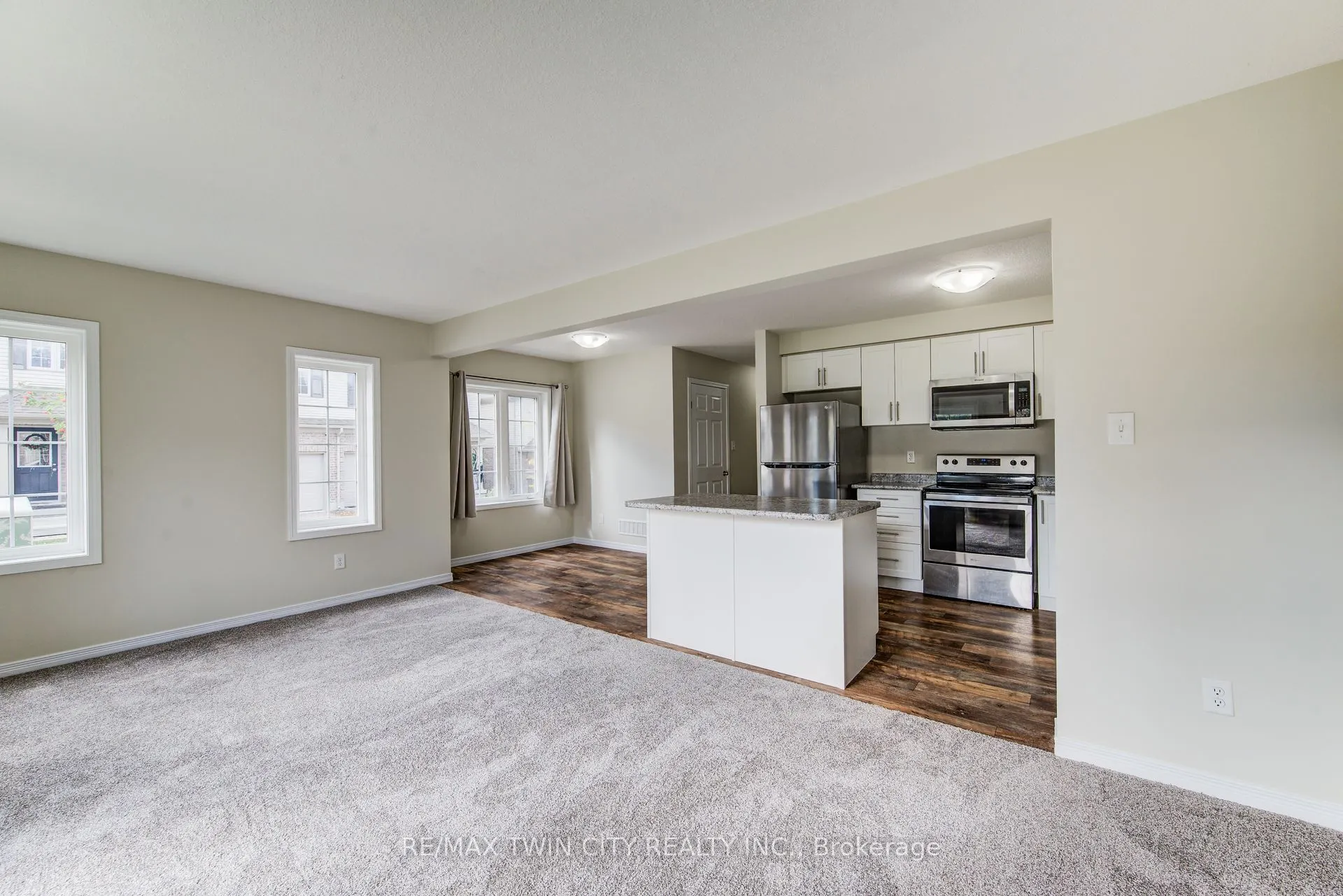 50 Pinnacle Drive