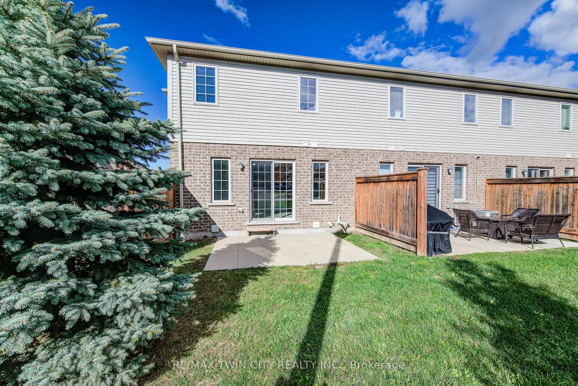 50 Pinnacle Drive