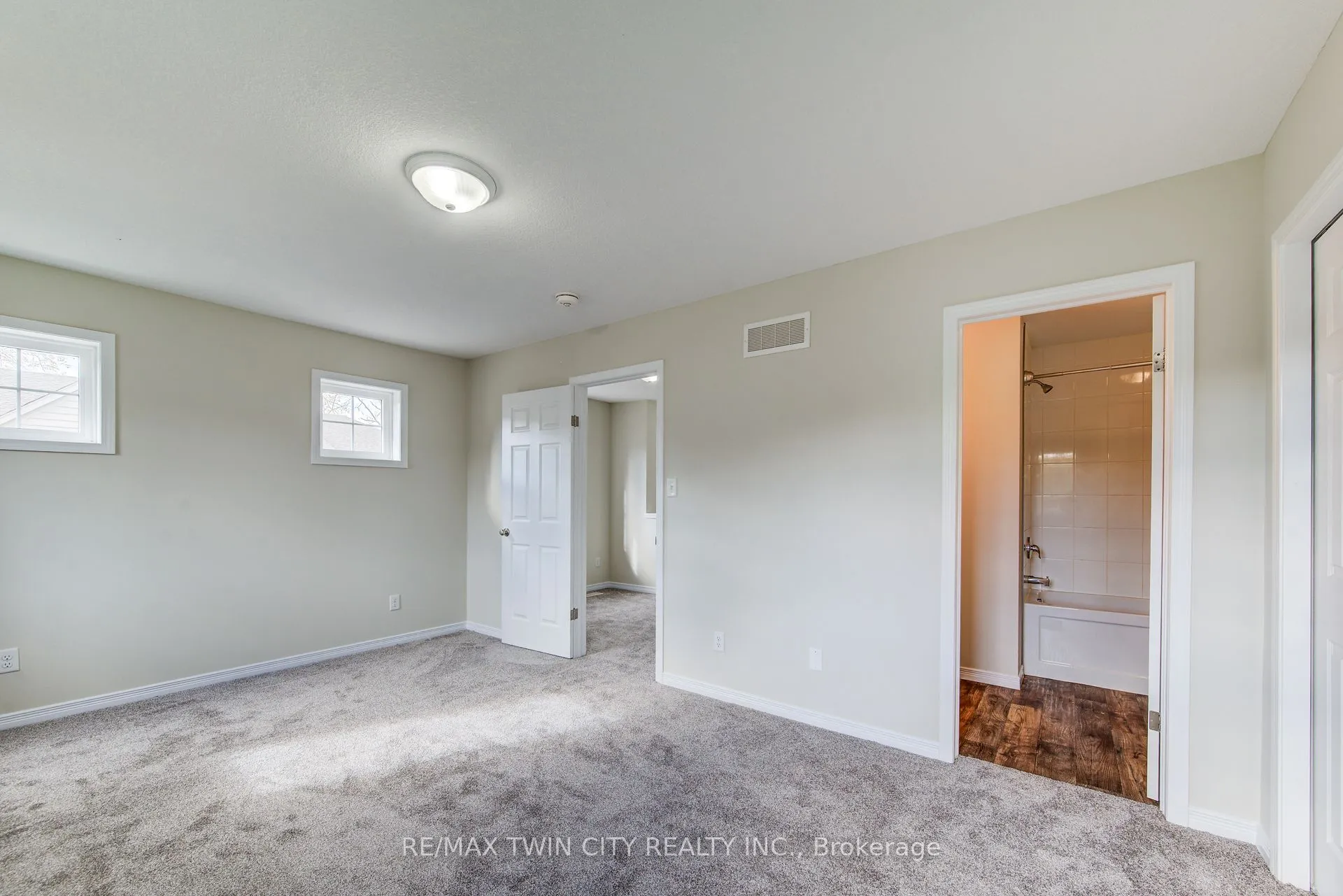 50 Pinnacle Drive