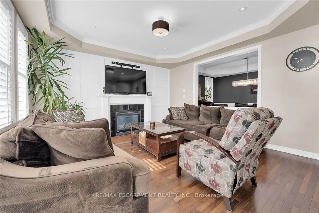 8 Chartwell Circle