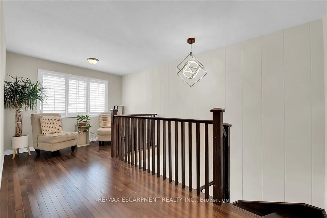 8 Chartwell Circle