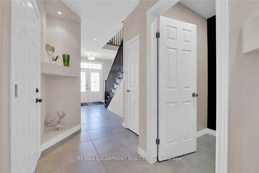8 Chartwell Circle