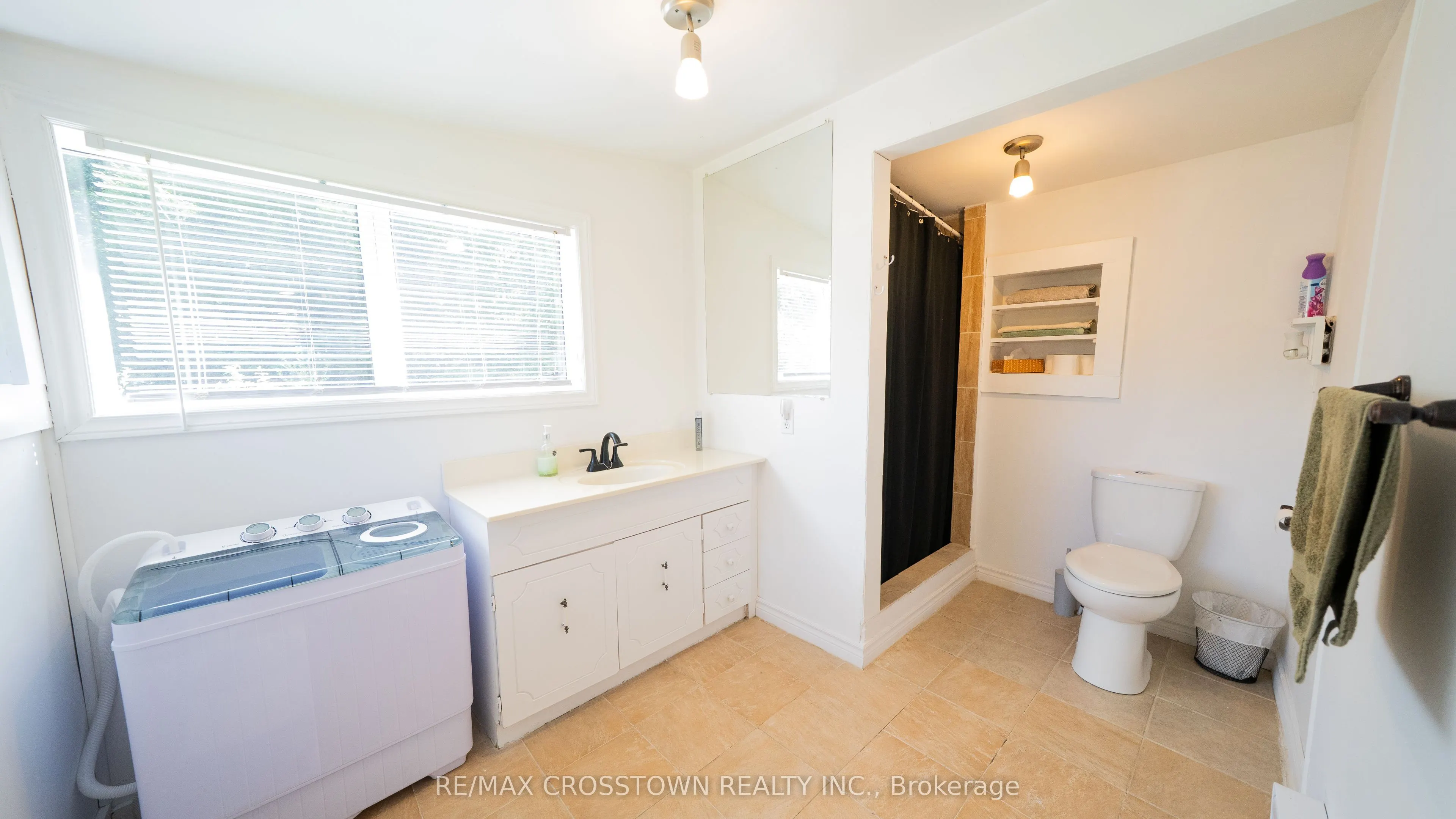 1161 Uffington Road