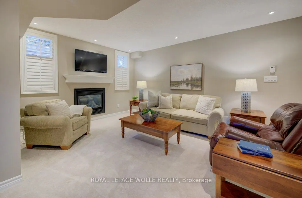 435 Winchester Drive, #4