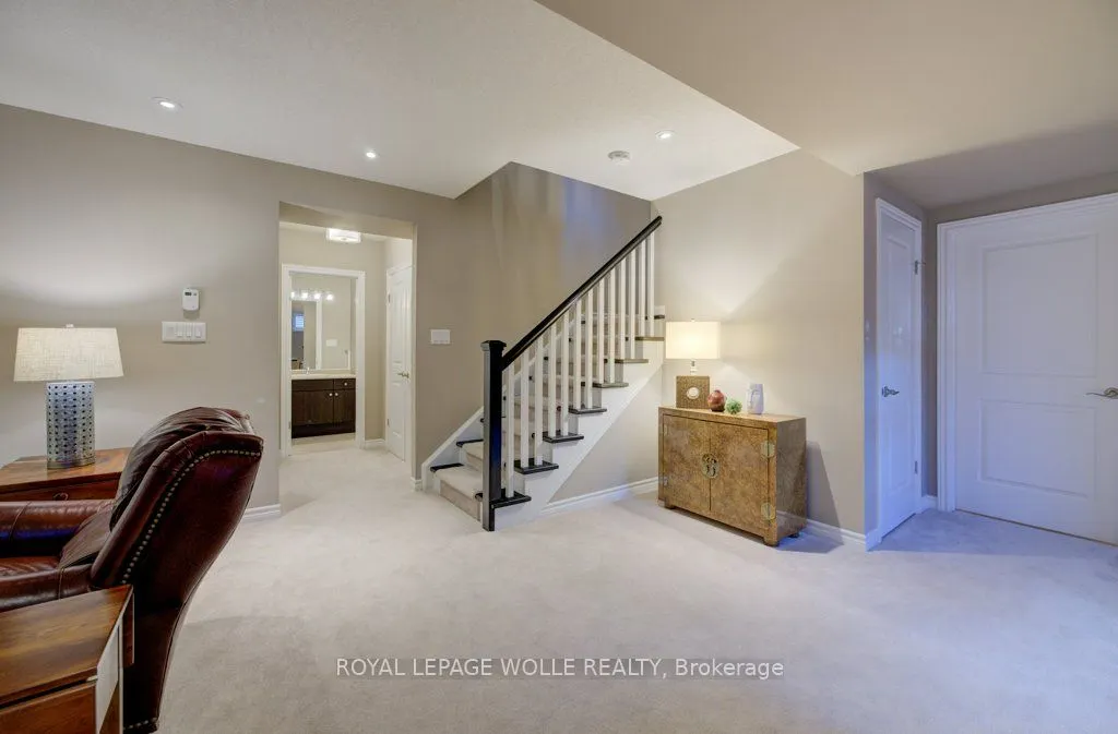 435 Winchester Drive, #4