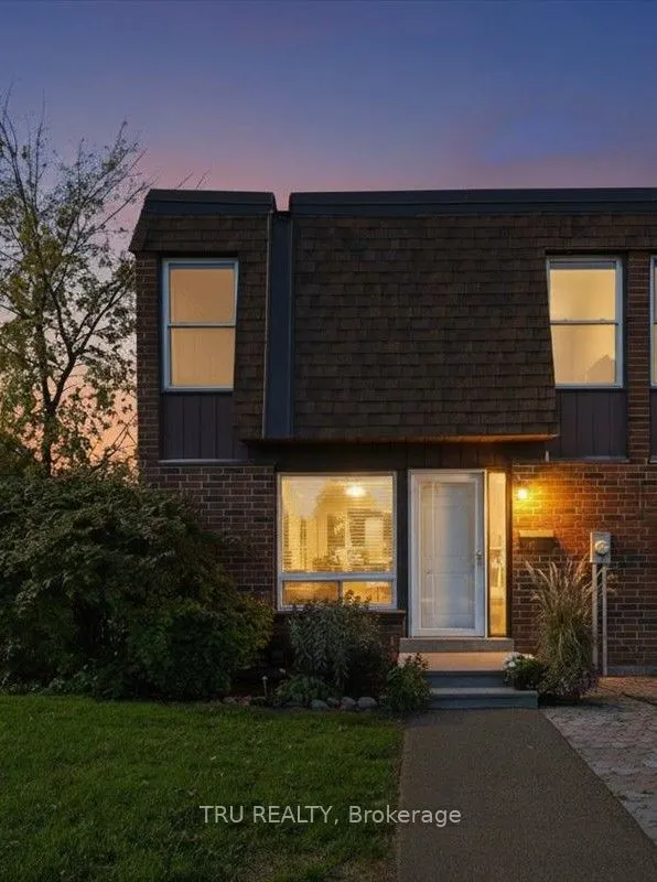 2290 Cotters Crescent, #65