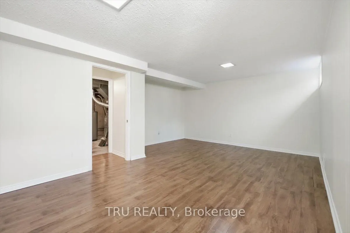 2290 Cotters Crescent, #65
