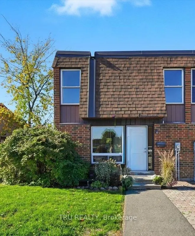2290 Cotters Crescent, #65