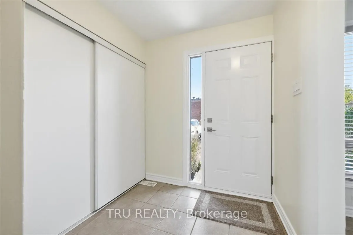 2290 Cotters Crescent, #65