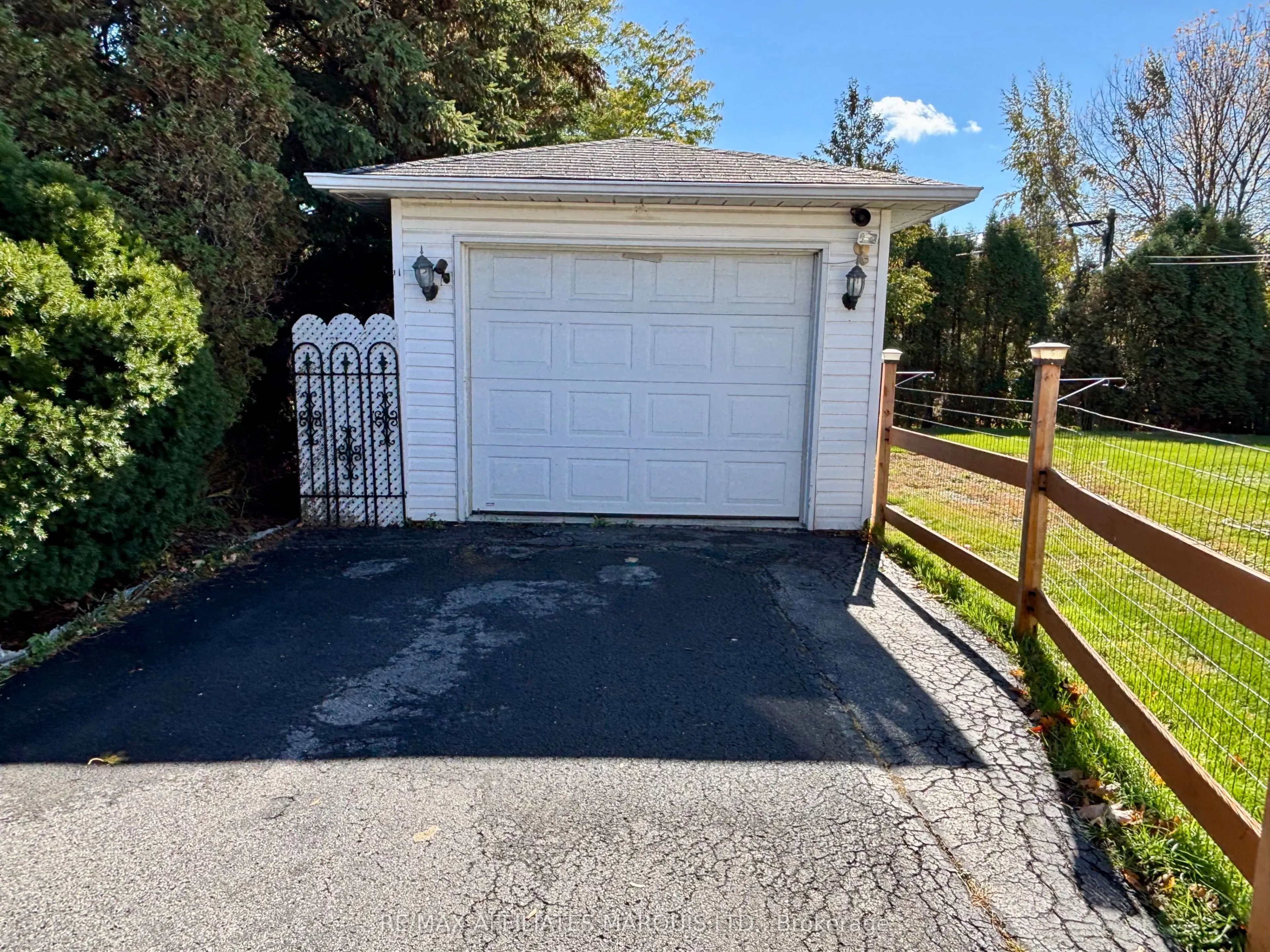 1007 Lasalle Road