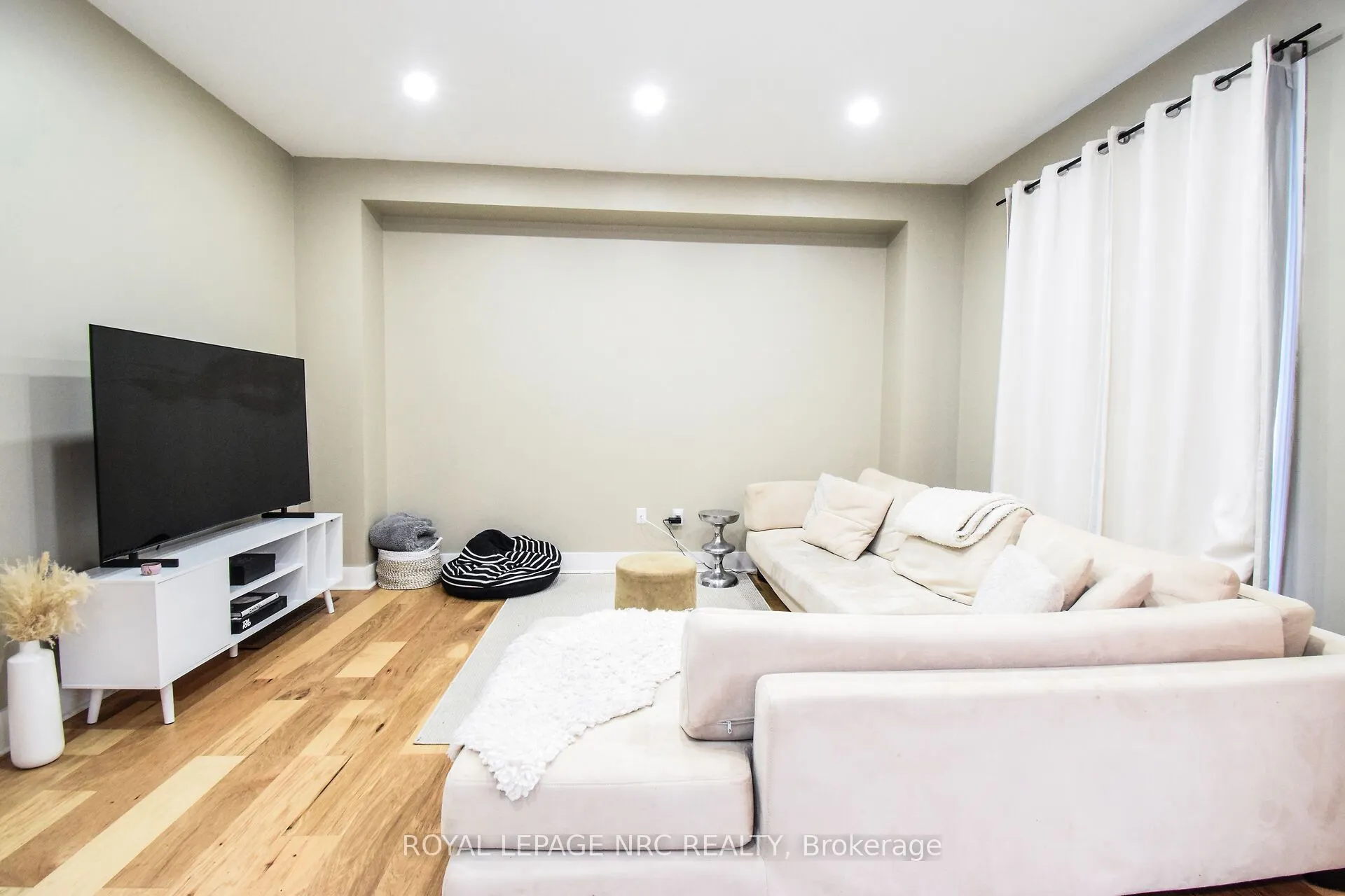 7794 Sassafras Trail