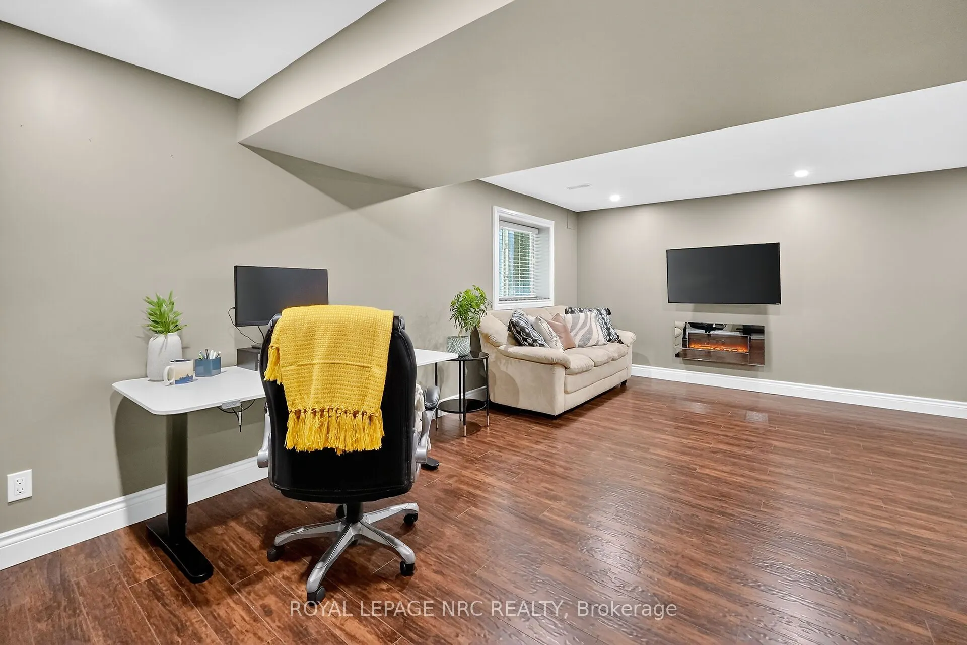 40 Dartmouth Gate, #15