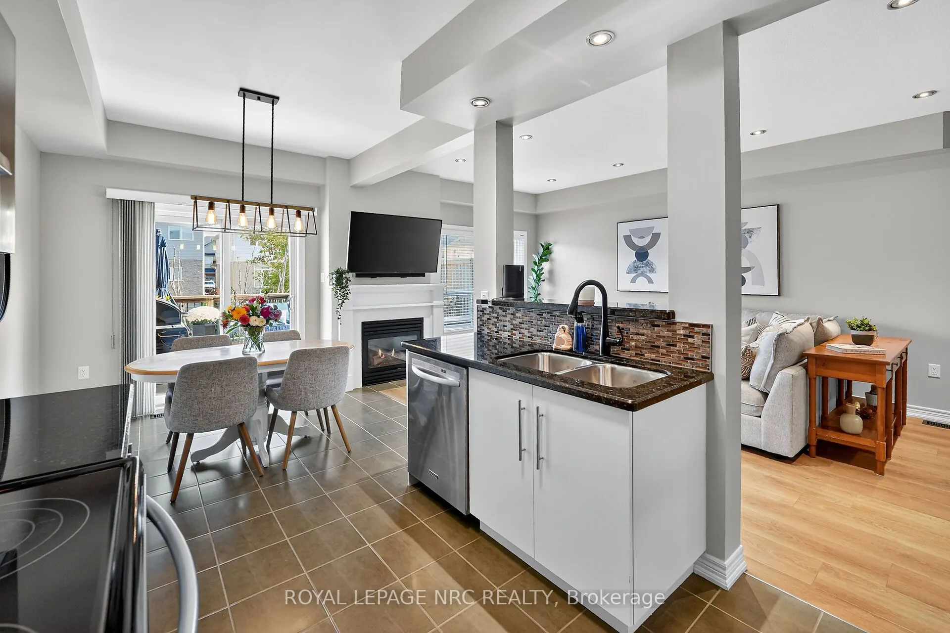40 Dartmouth Gate, #15