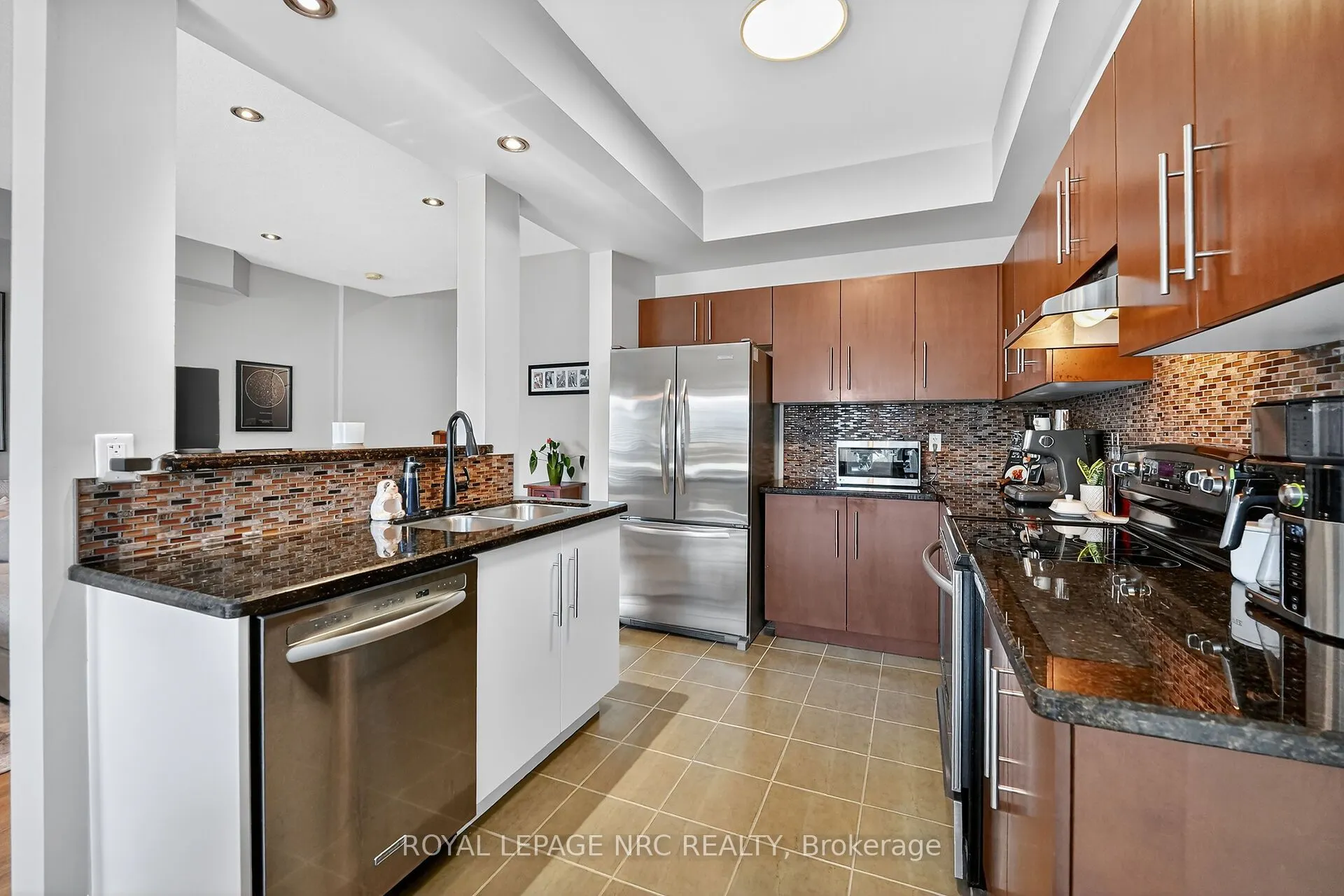 40 Dartmouth Gate, #15