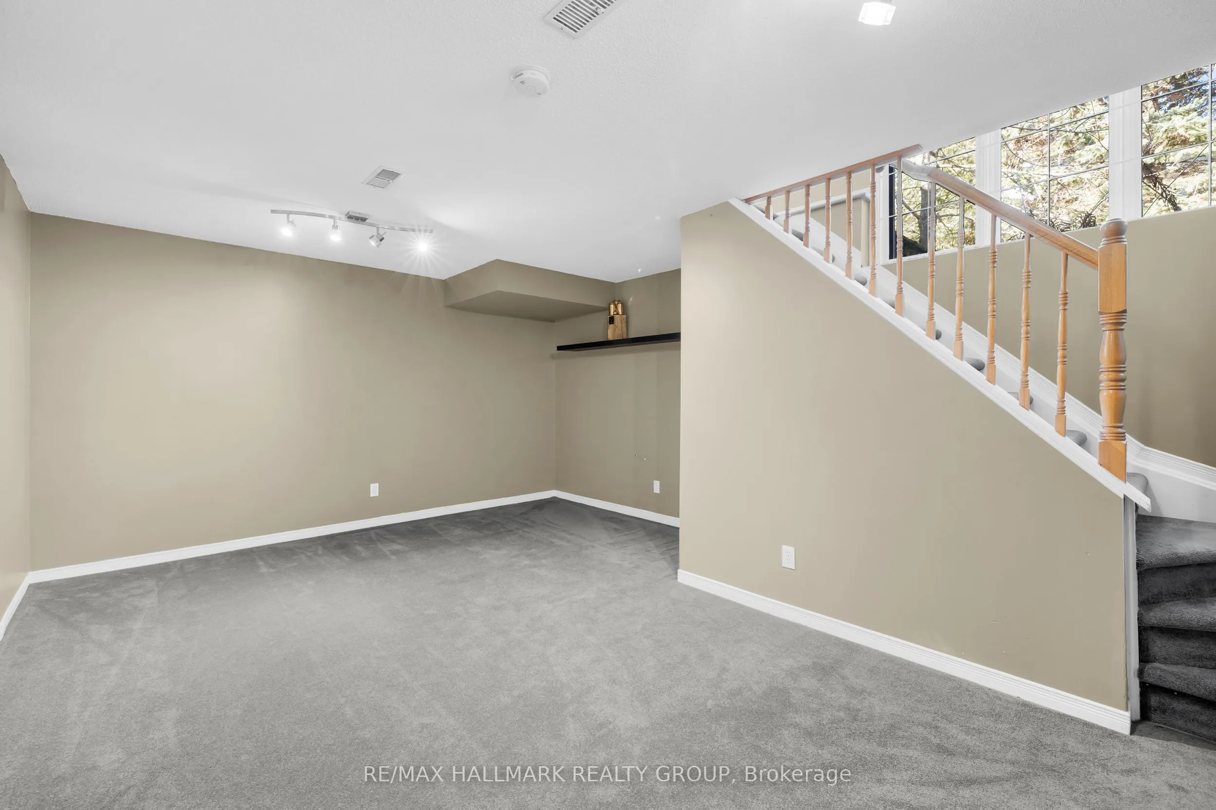 104 Banchory Crescent