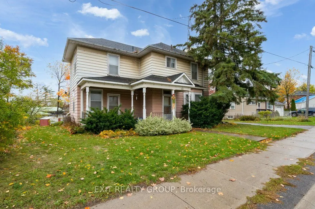101 River Street E