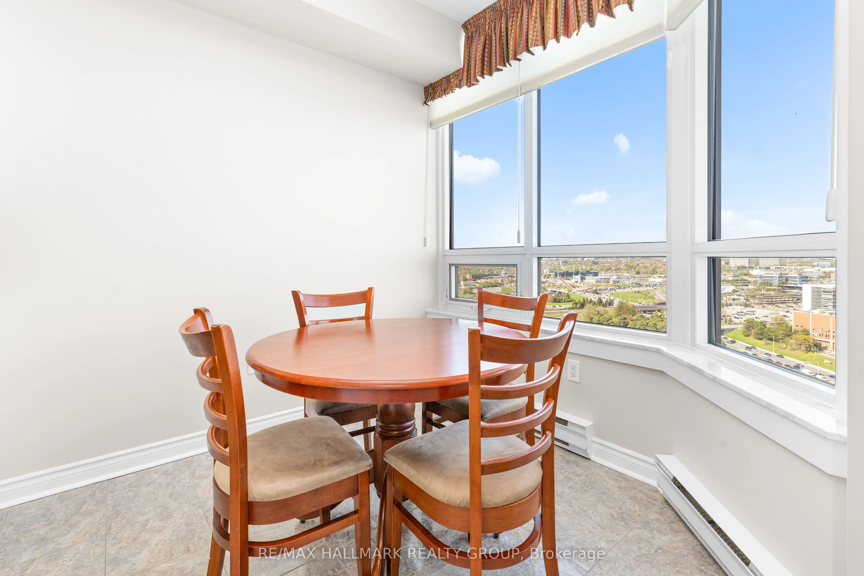 1480 Riverside Drive, #2403