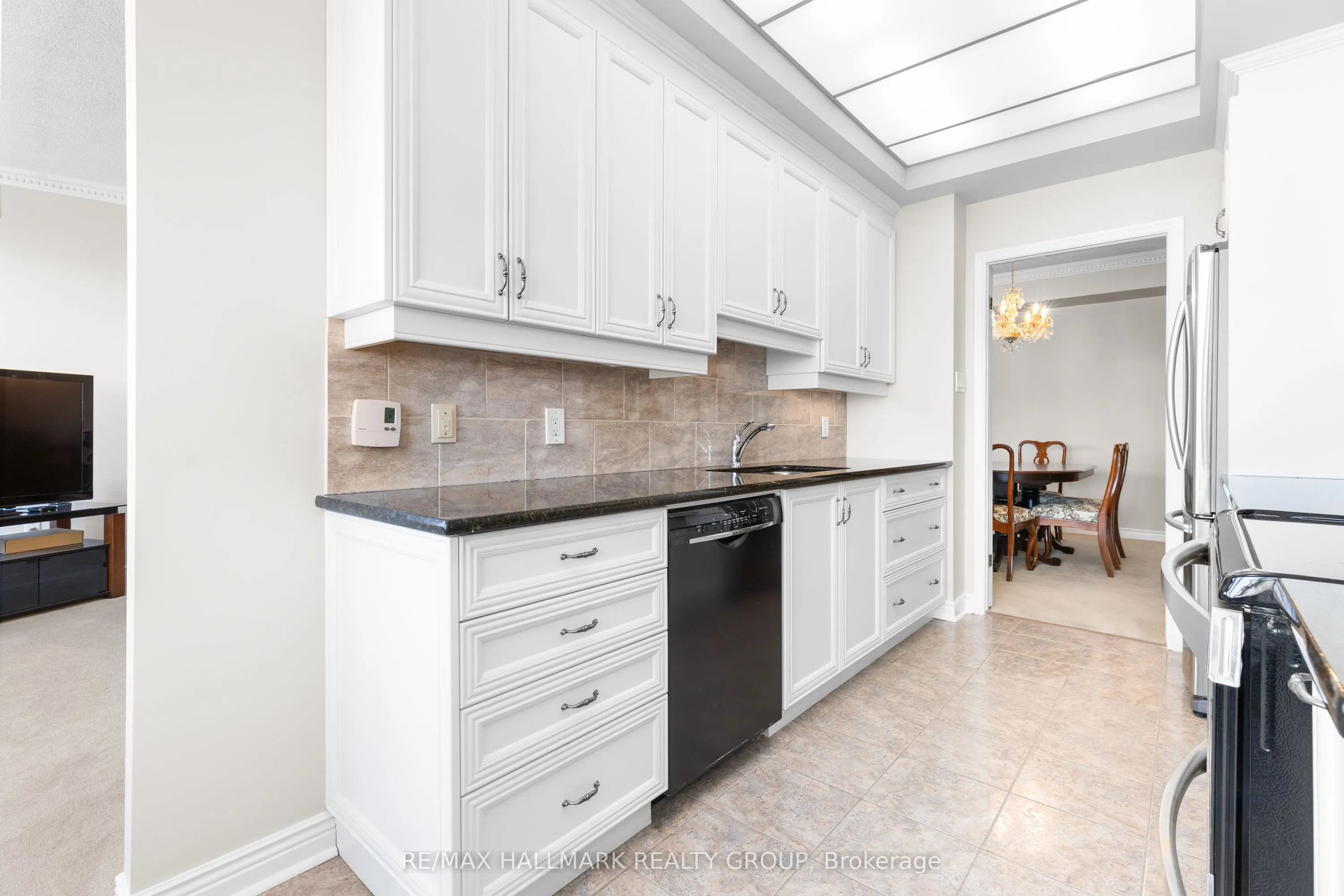 1480 Riverside Drive, #2403