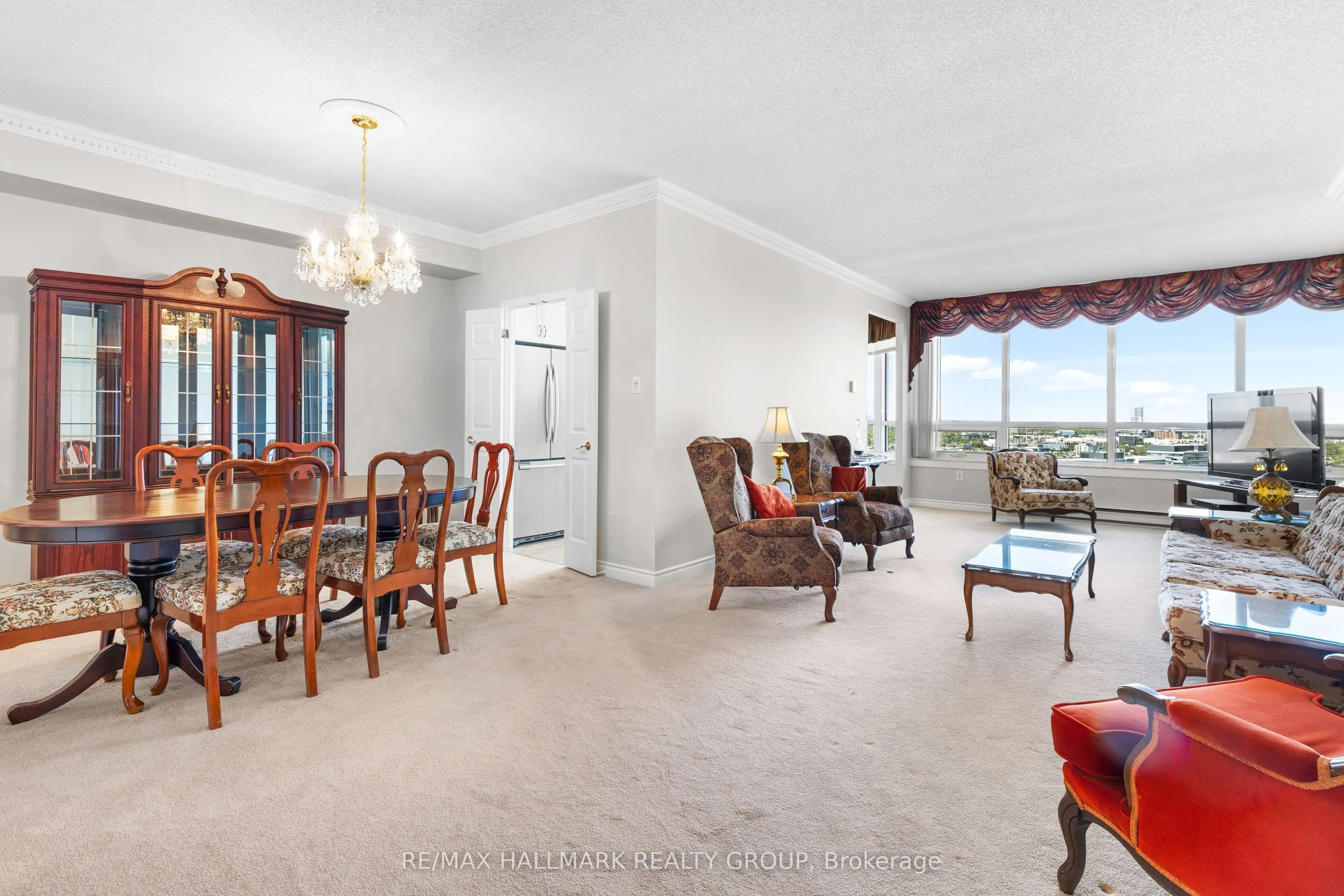 1480 Riverside Drive, #2403