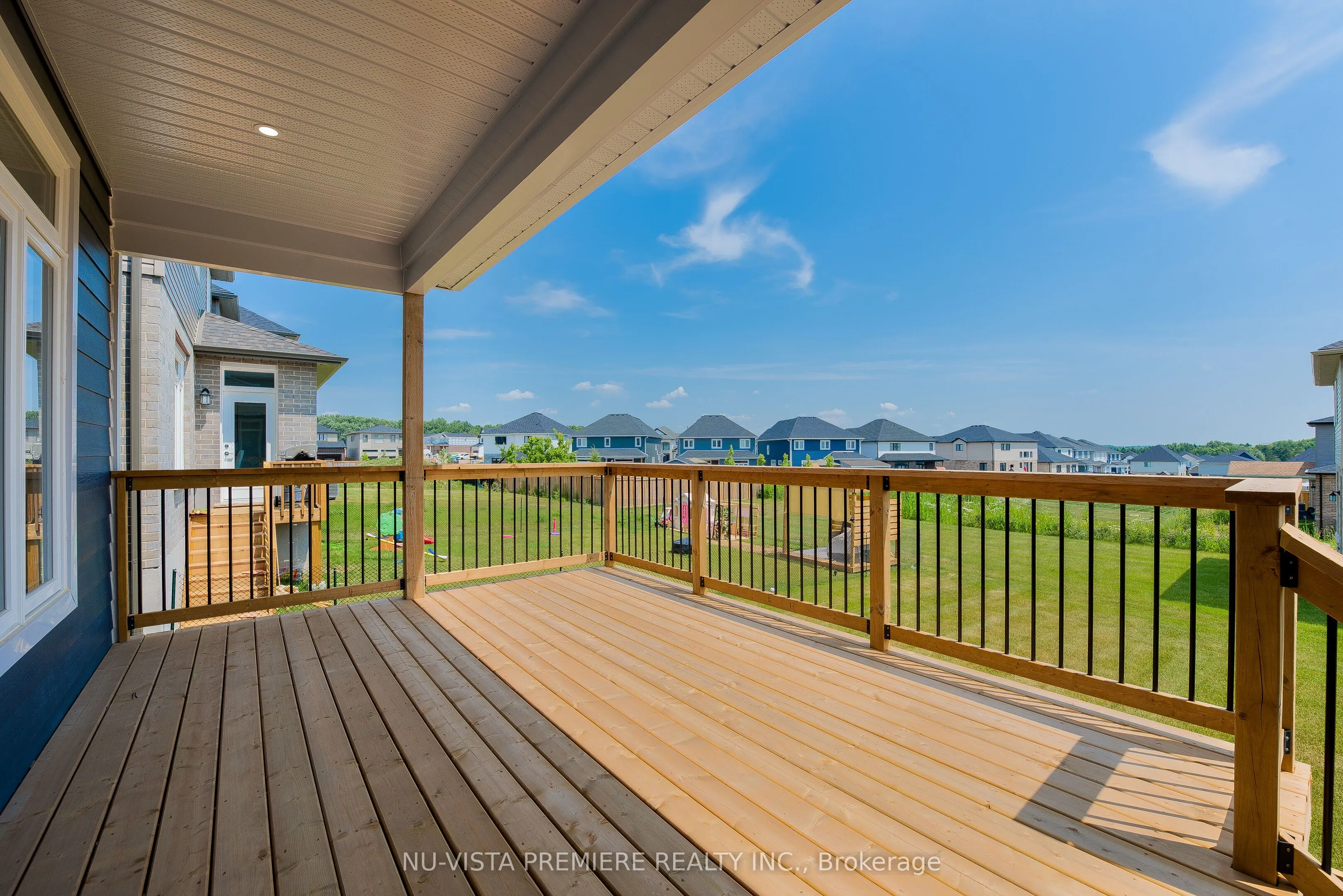 28 Basil Crescent